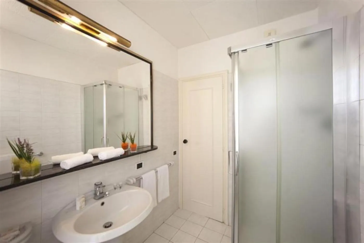 Bathroom in Hotel Il Telamonio