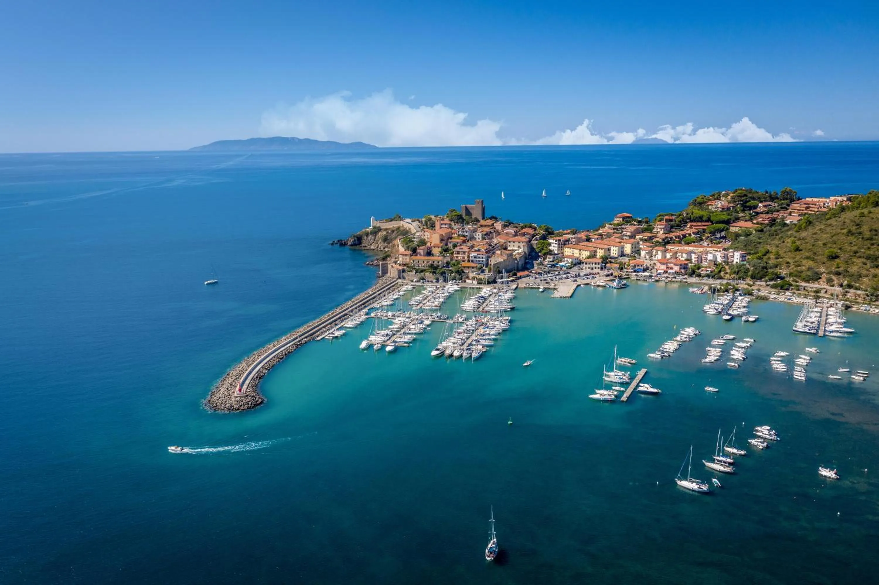 Natural landscape in Hotel Il Telamonio