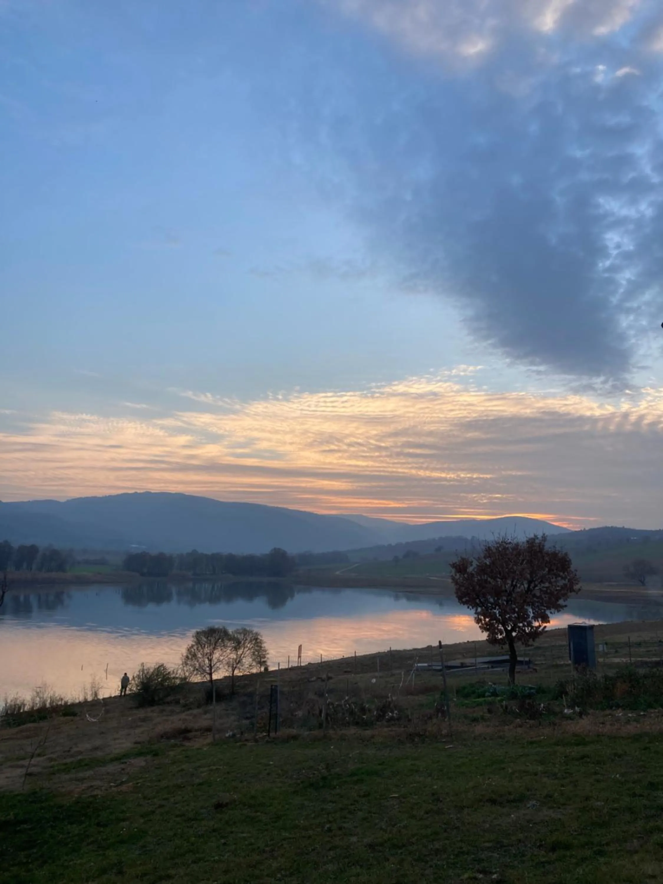 Lake view in Nefes Dağyenice Doğada