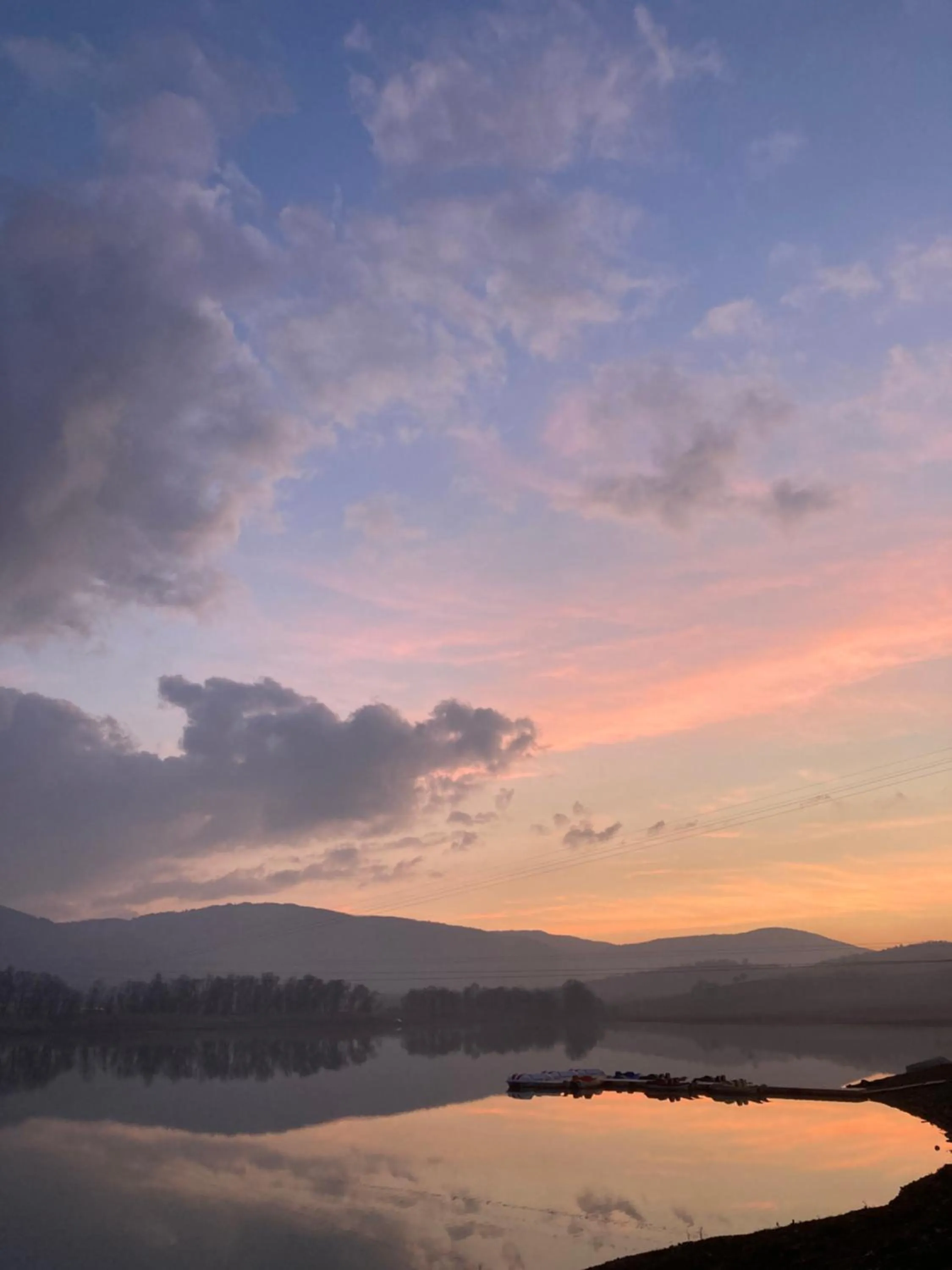 Lake view in Nefes Dağyenice Doğada