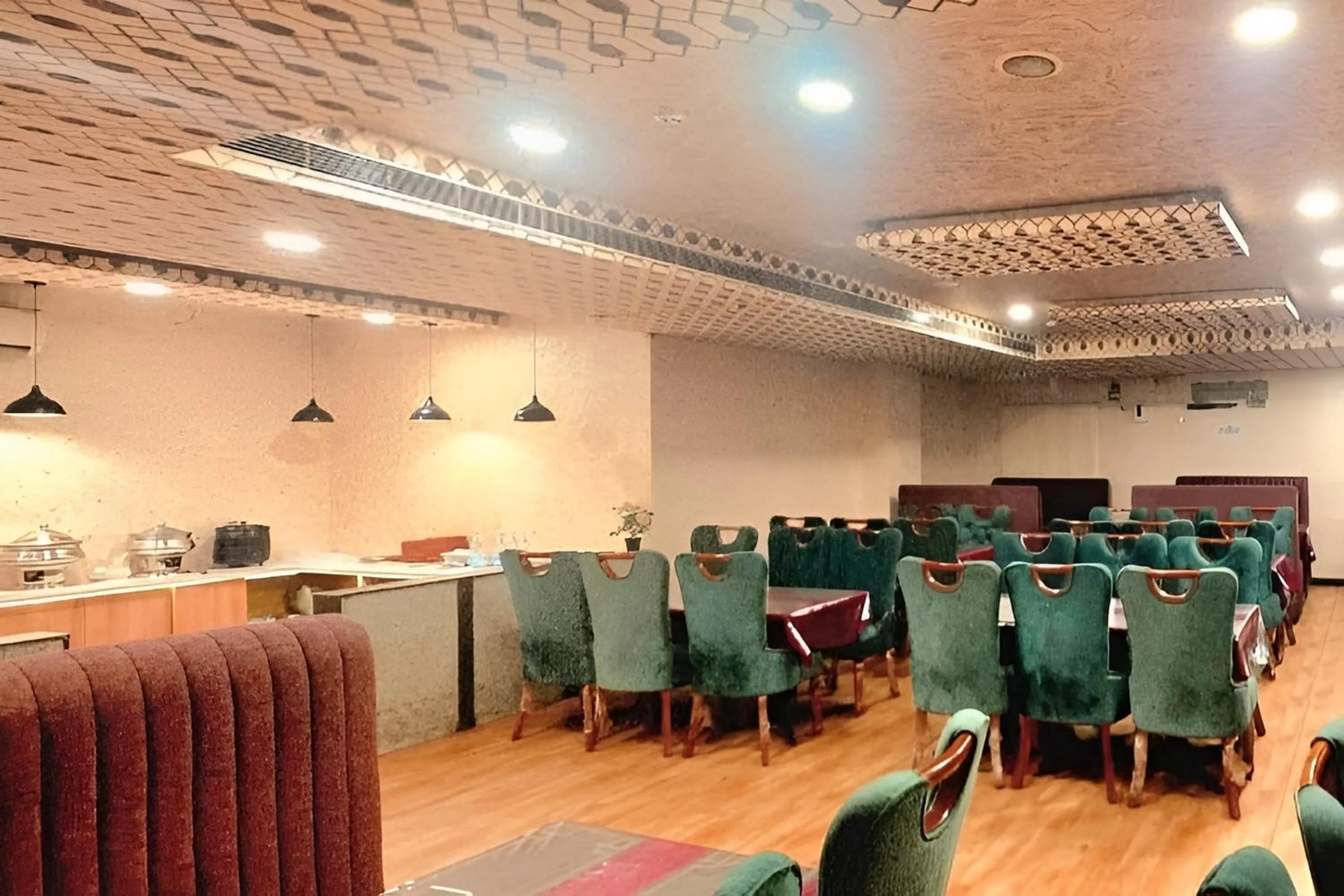 Restaurant/places to eat in Hotel SM Deccan Park Airport Zone Shamshabad Hyderabad