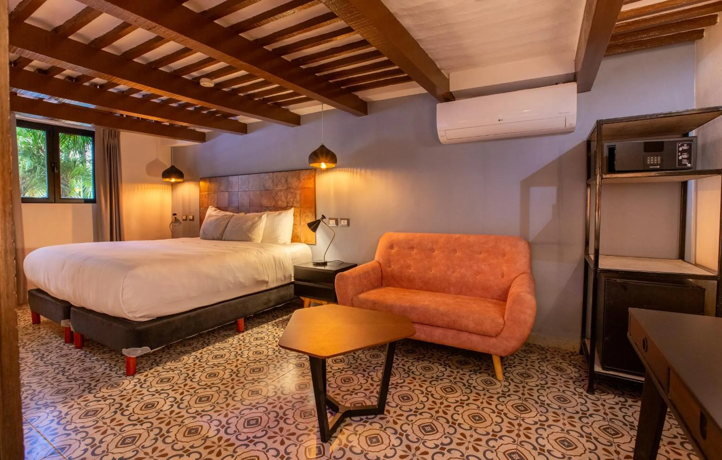 Bed in ACQUA IN BOCCA