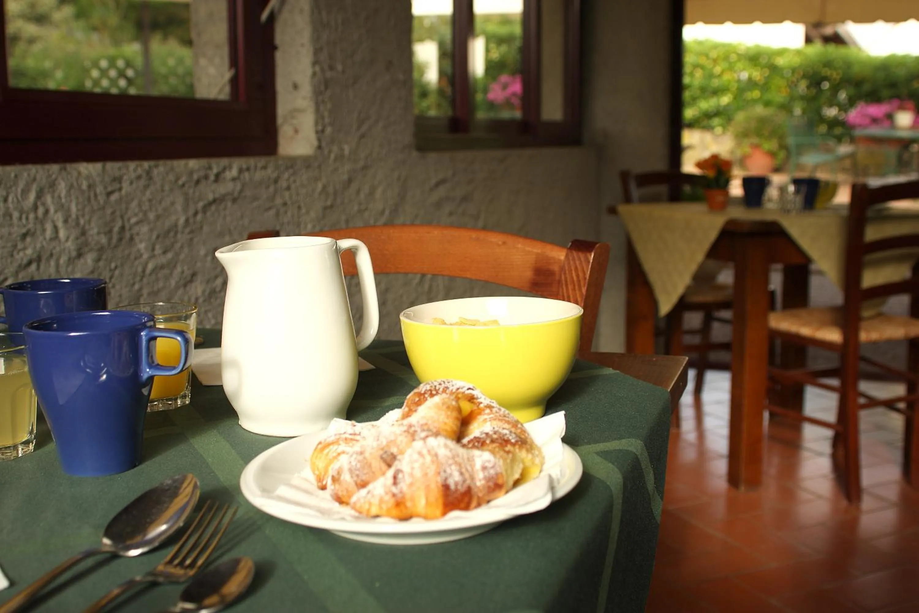 Restaurant/places to eat in Tenuta Il Burchio