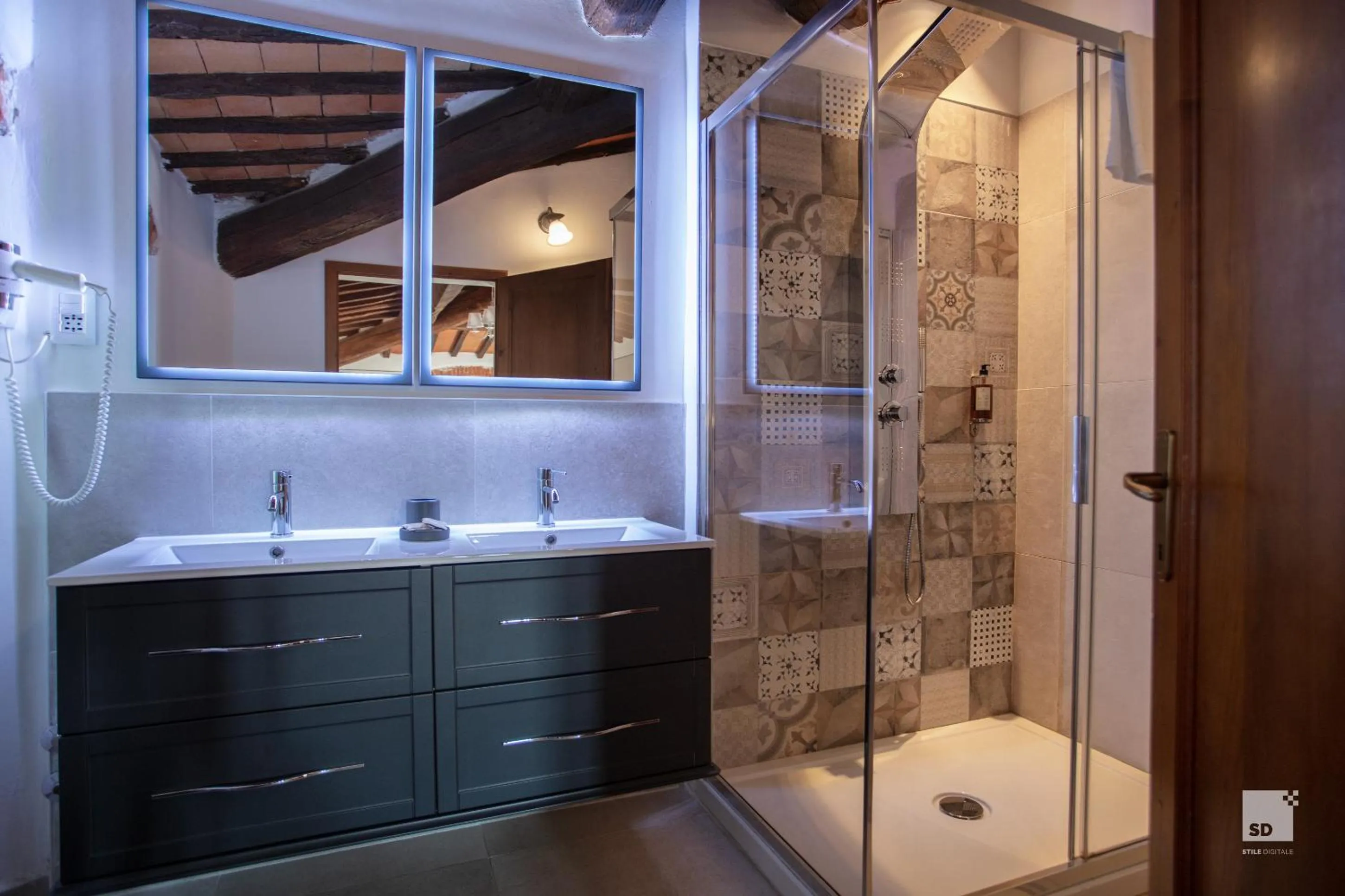 Shower in Tenuta Il Burchio