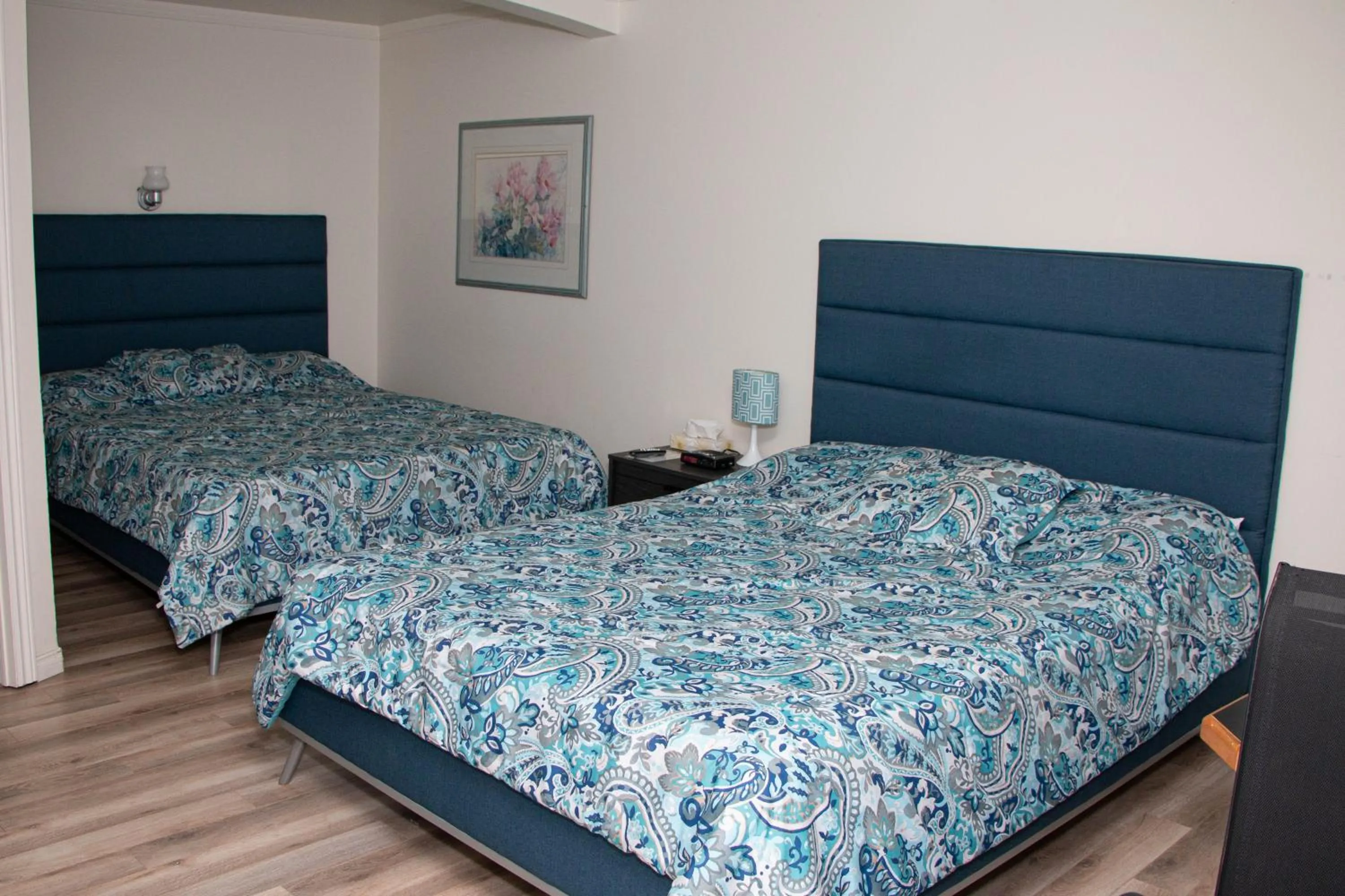 Bed in Motel de la mer