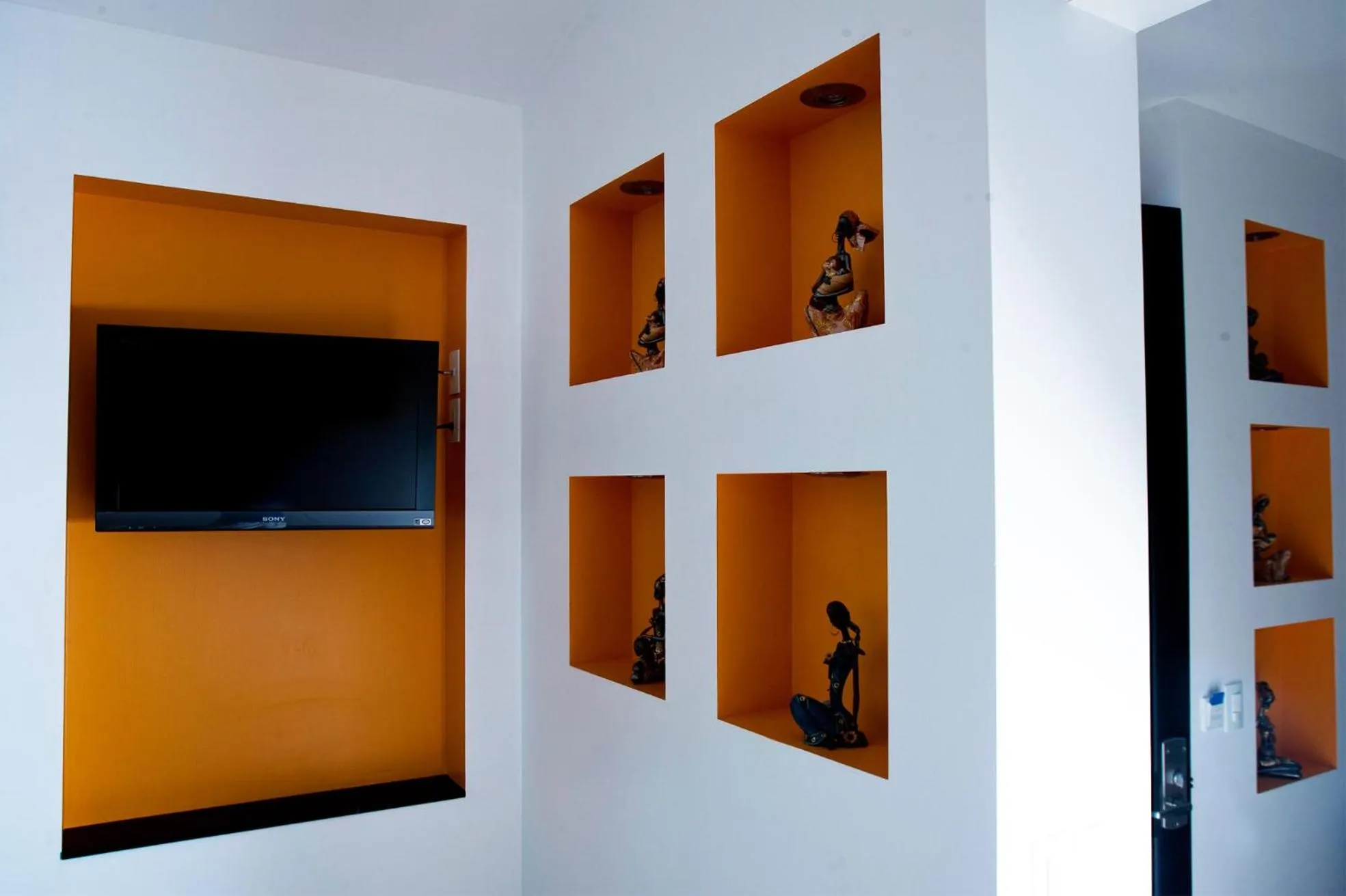 TV and multimedia in Villas Maria Isabel