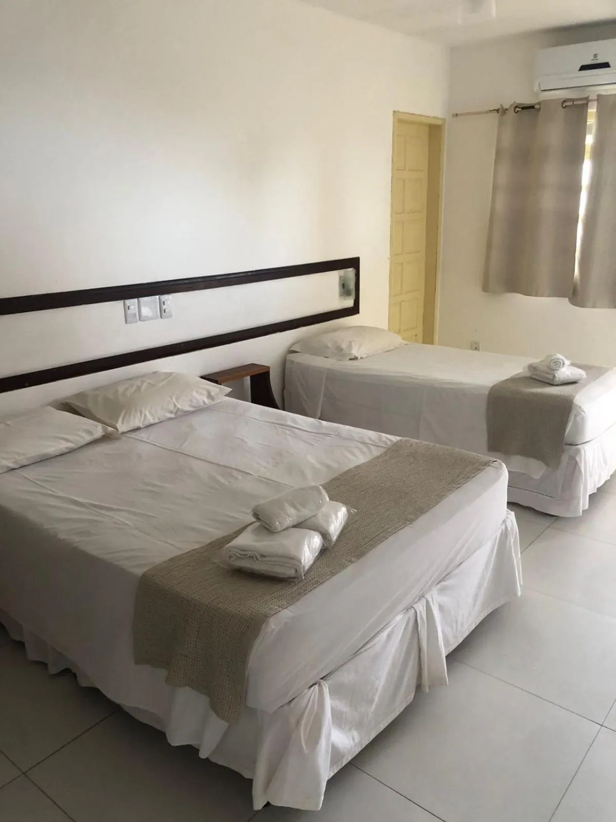 Bed in Mar & Sol Praia Hotel