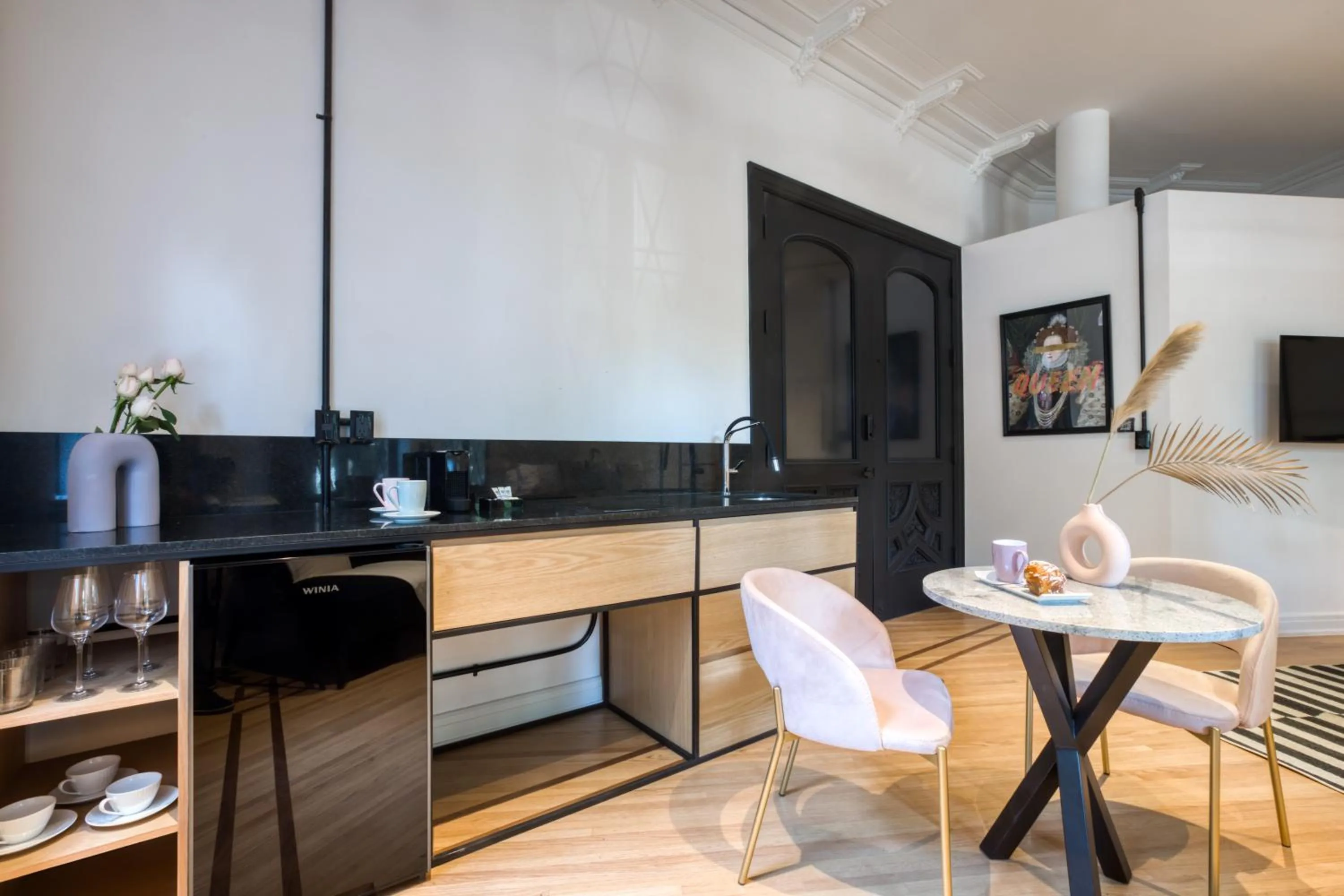 Kitchen or kitchenette in UTOPIC Campos Elíseos by ULIV