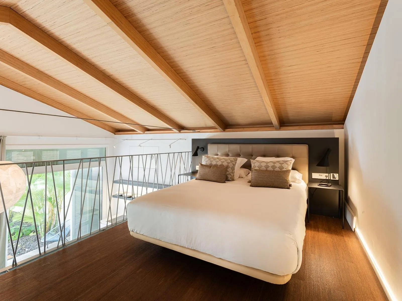 Bed in The Park Suites by IRES LAR