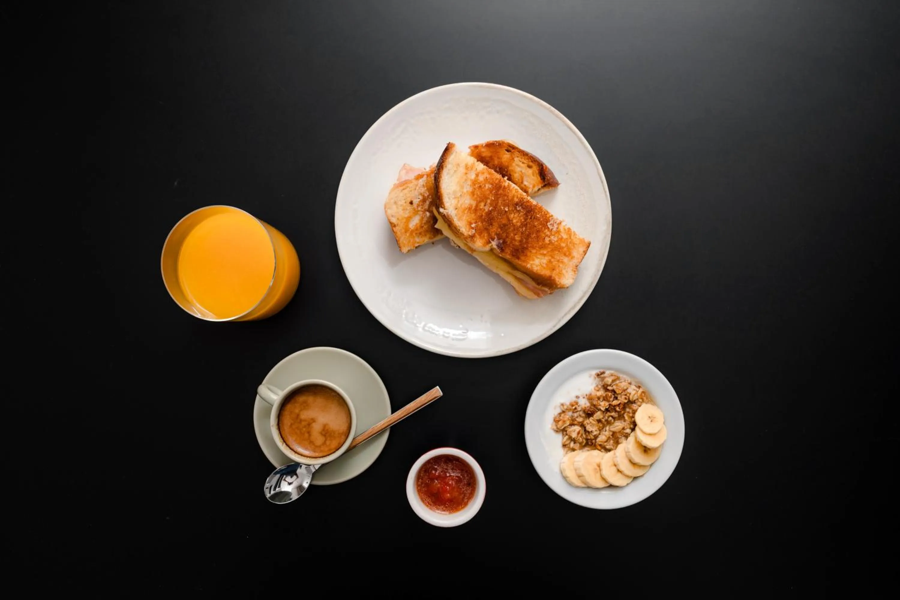 Food close-up in The Park Suites by IRES LAR