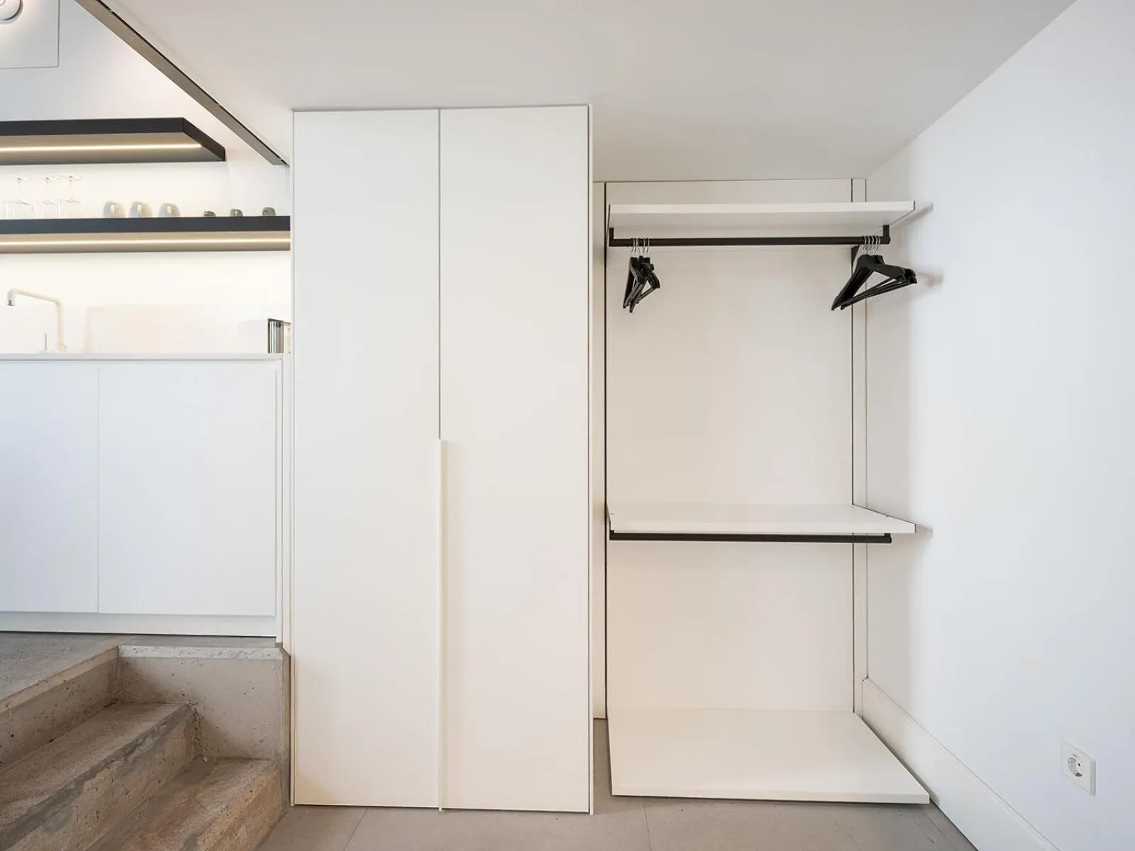 wardrobe in The Park Suites by IRES LAR