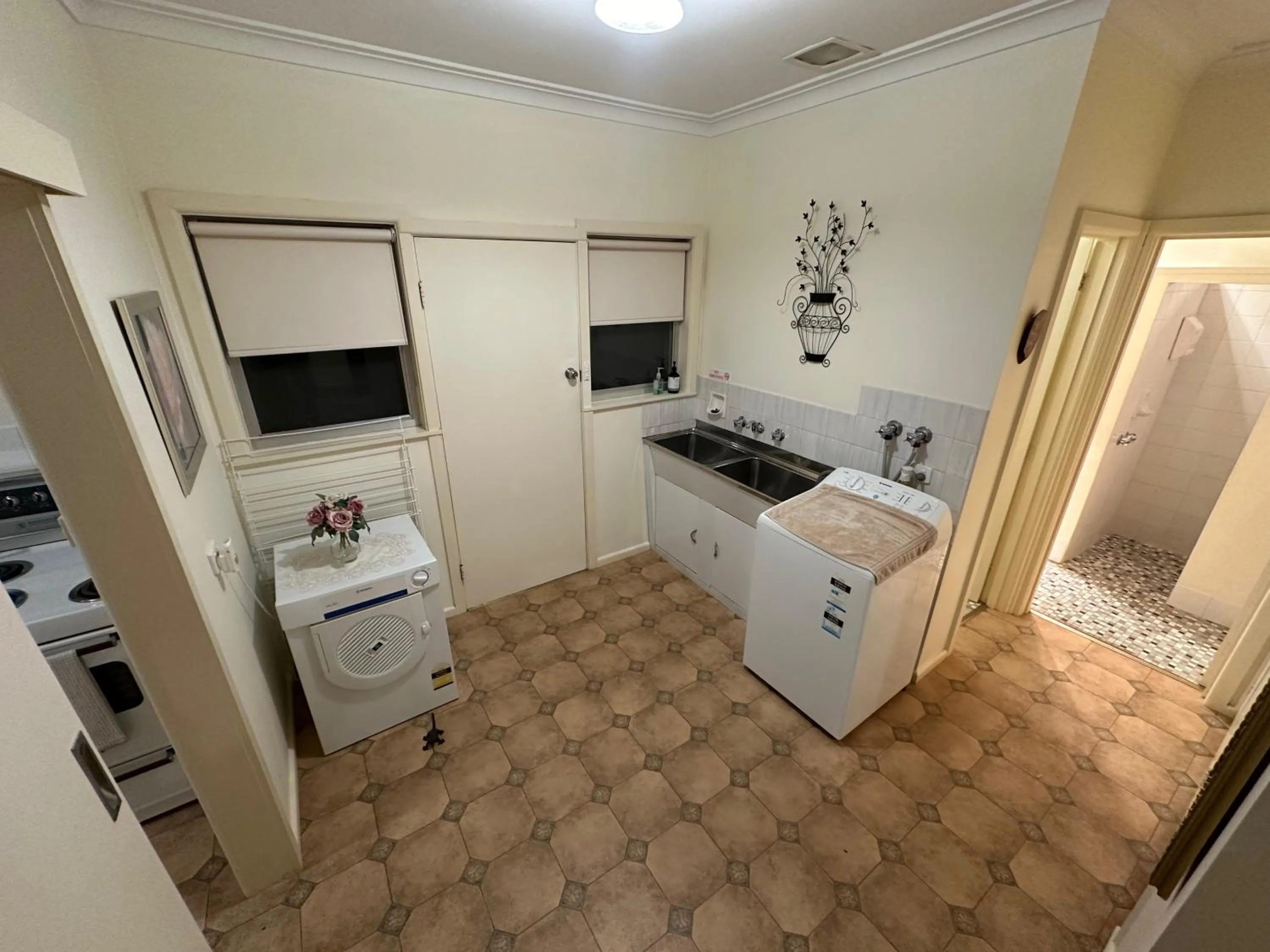 laundry in Admurraya House Bed & Breakfast