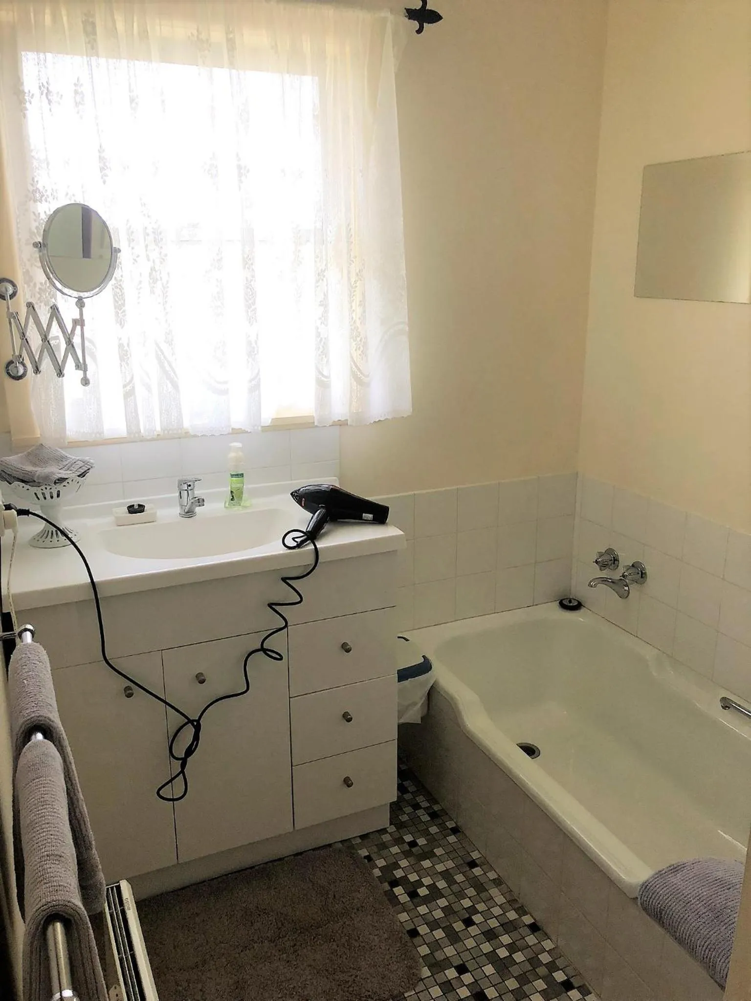 Bathroom in Admurraya House Bed & Breakfast