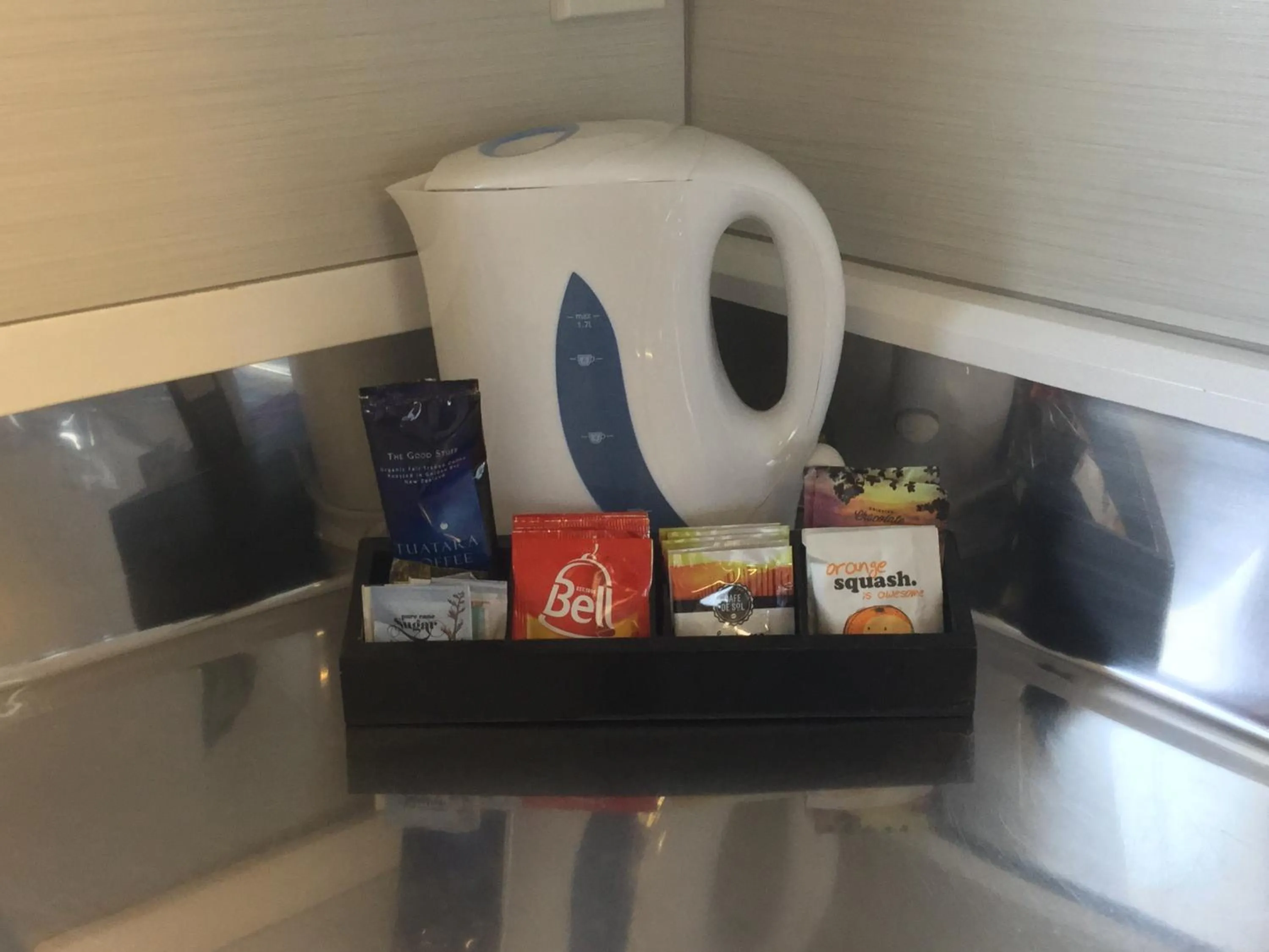 Food and drinks in Thornton Lodge Motel