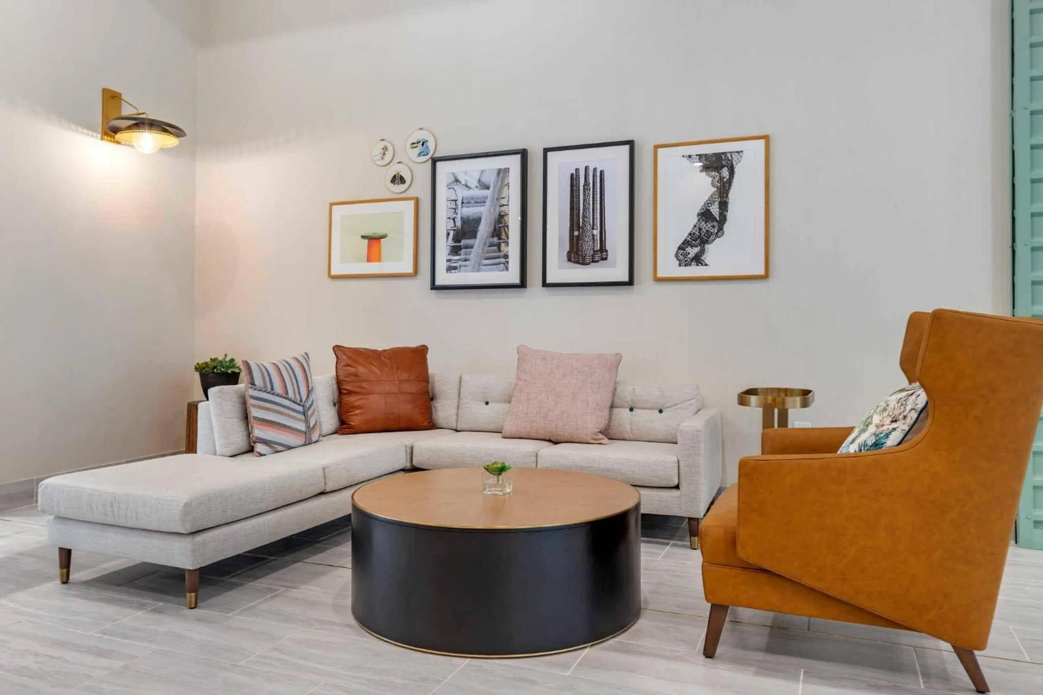 Lobby or reception in Cambria Hotel Columbia Downtown the Vista