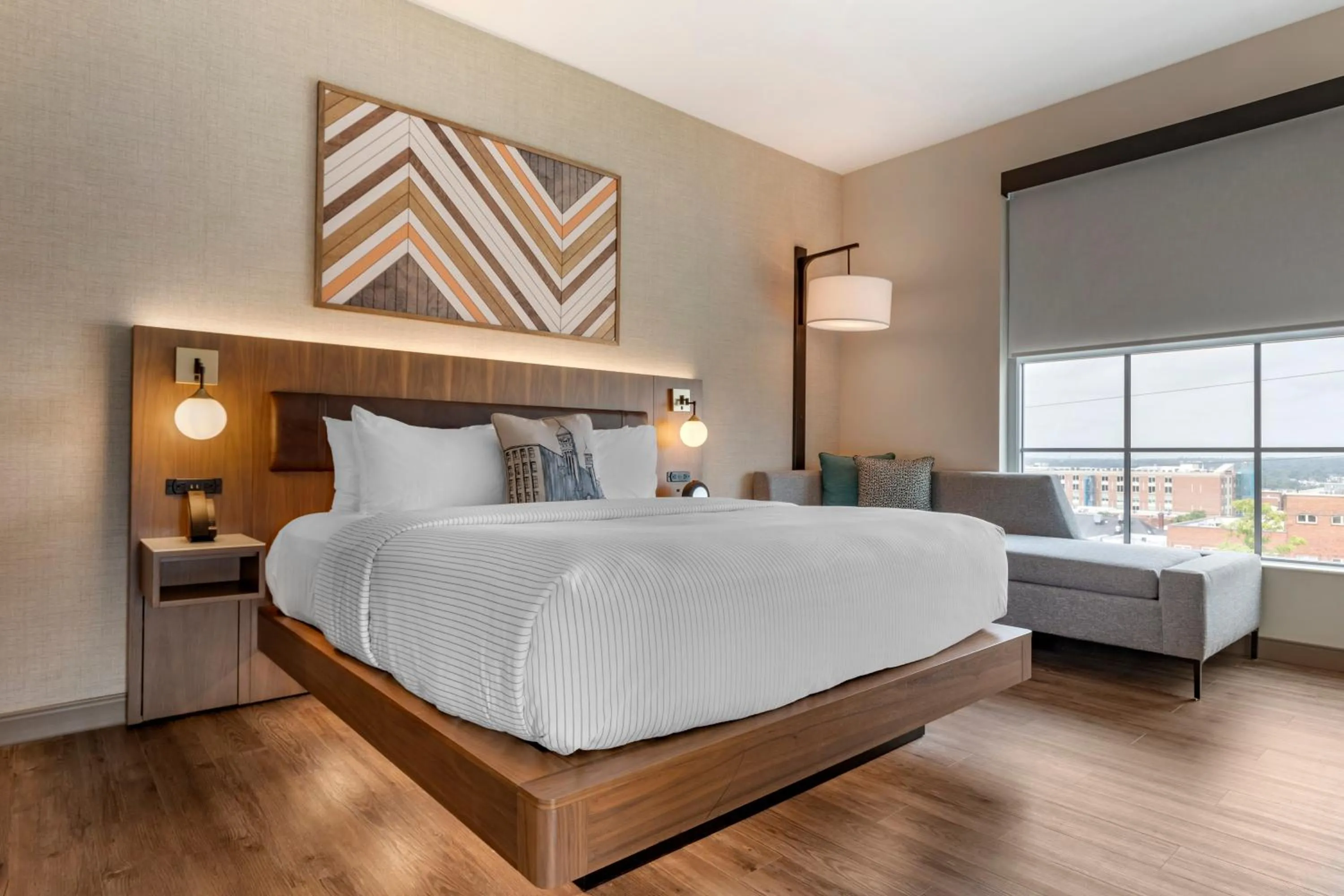 Bed in Cambria Hotel Columbia Downtown the Vista