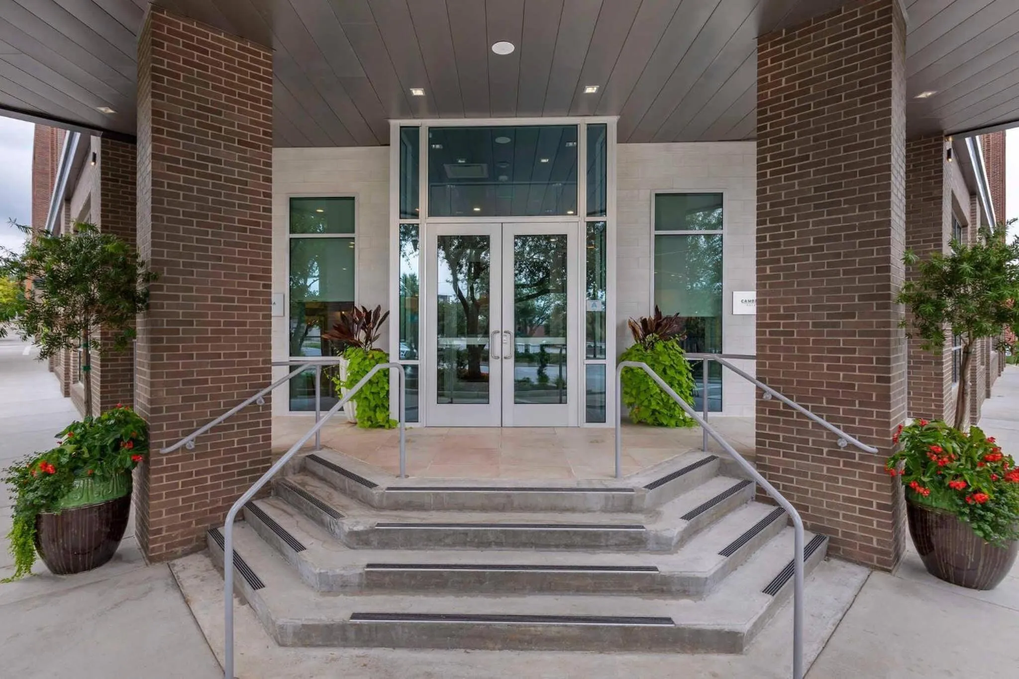 Property building in Cambria Hotel Columbia Downtown the Vista