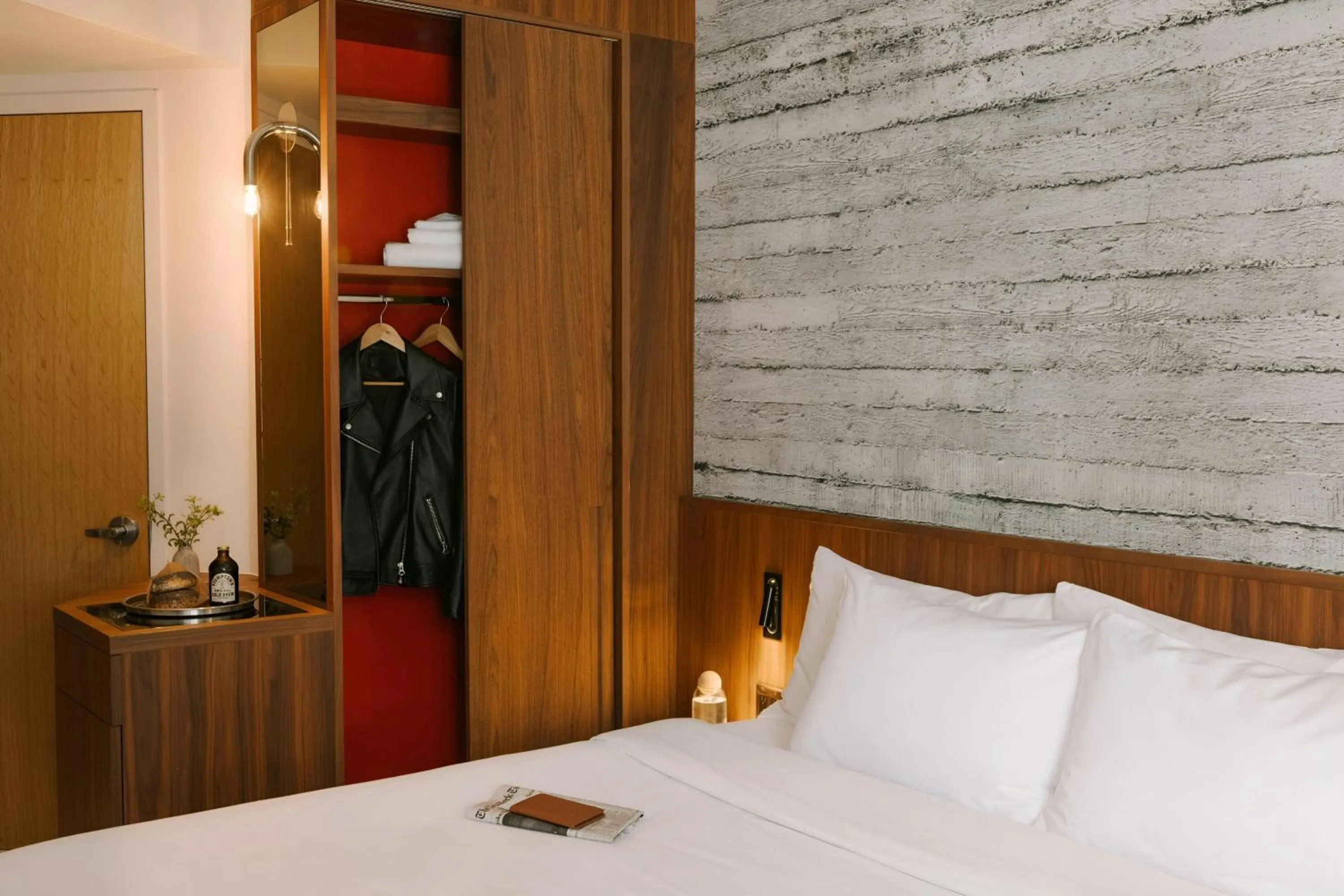 Bedroom, Bed in Henri on 24 Hotel Chelsea, Sonder by Marriott Bonvoy