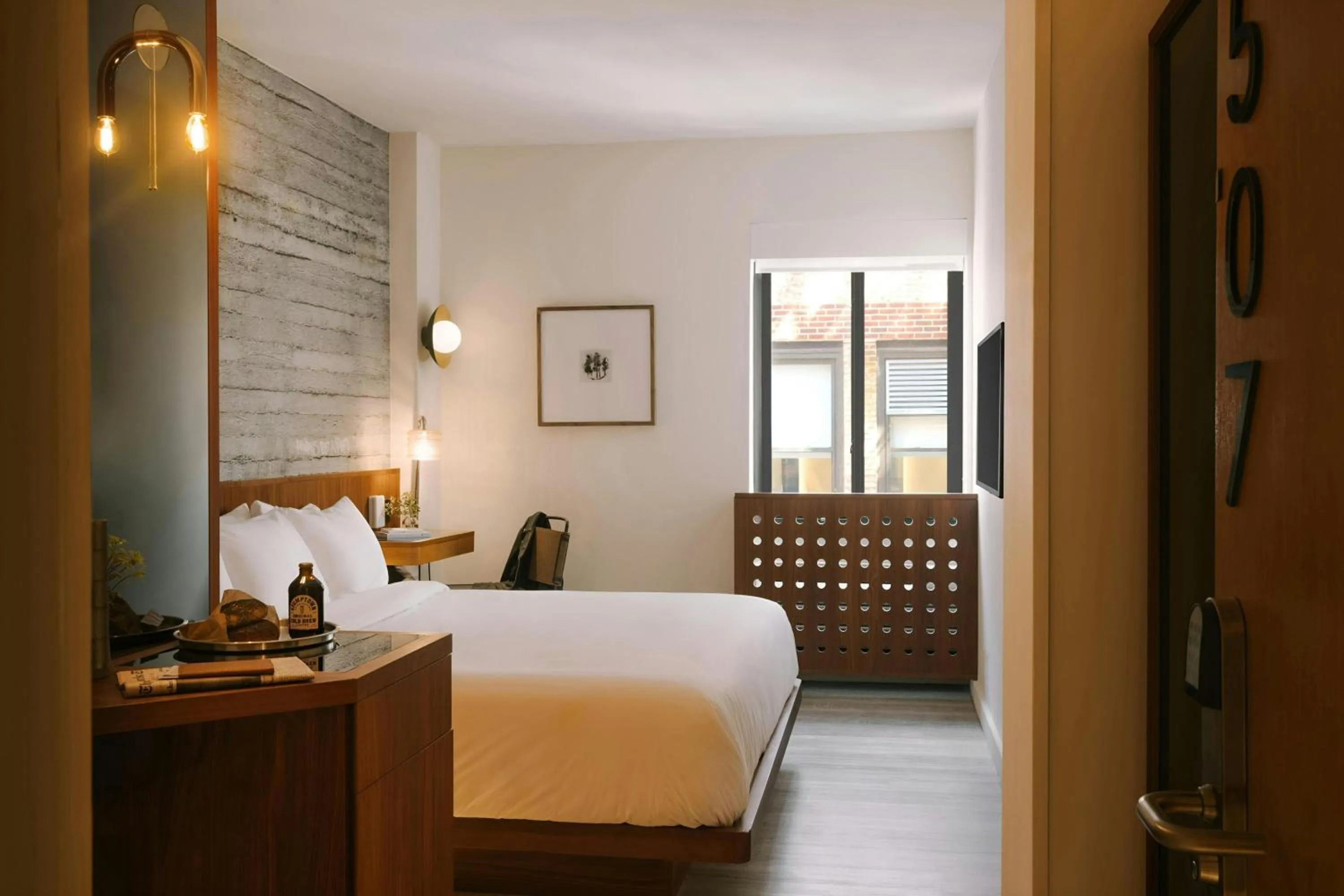 Bedroom, Bed in Henri on 24 Hotel Chelsea, Sonder by Marriott Bonvoy