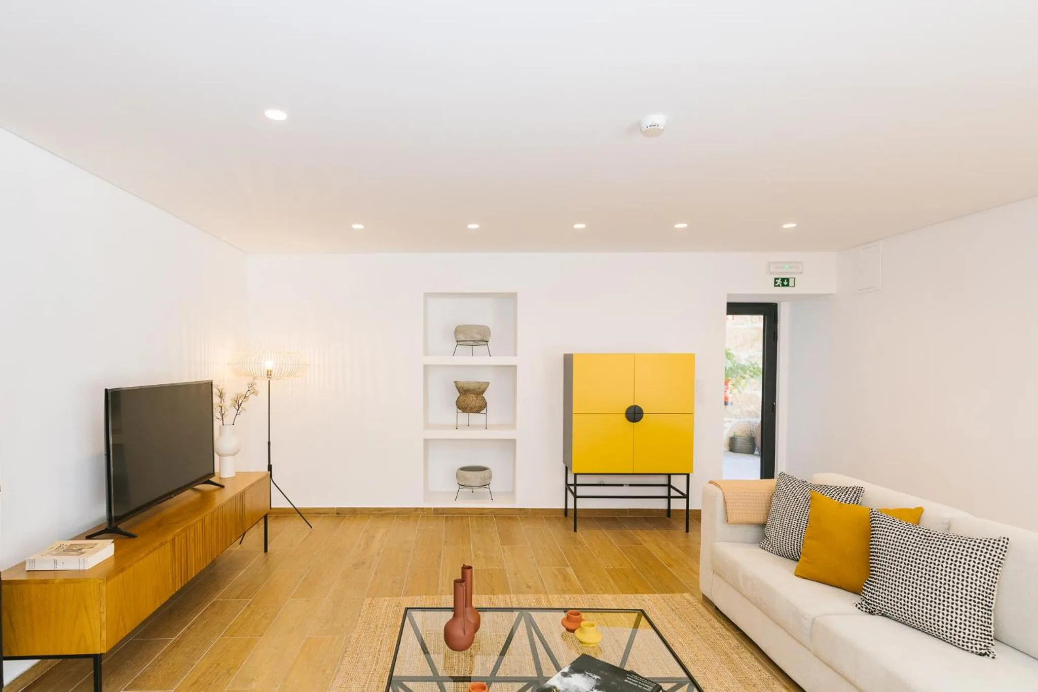 Communal lounge/ TV room in Casa Vieira Lobo