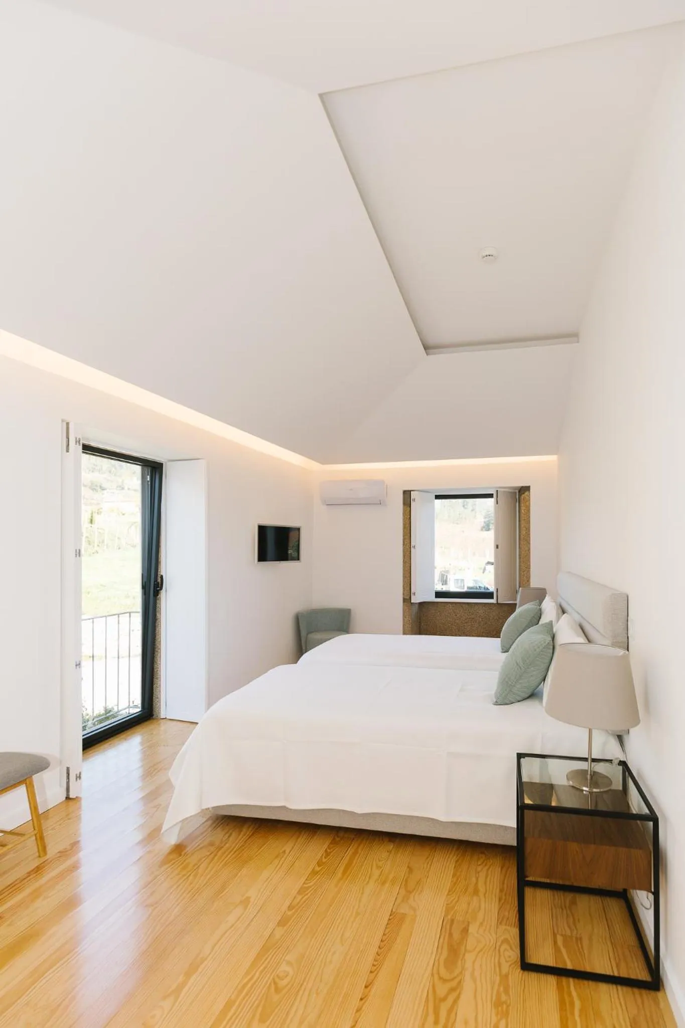 Photo of the whole room, Bed in Casa Vieira Lobo