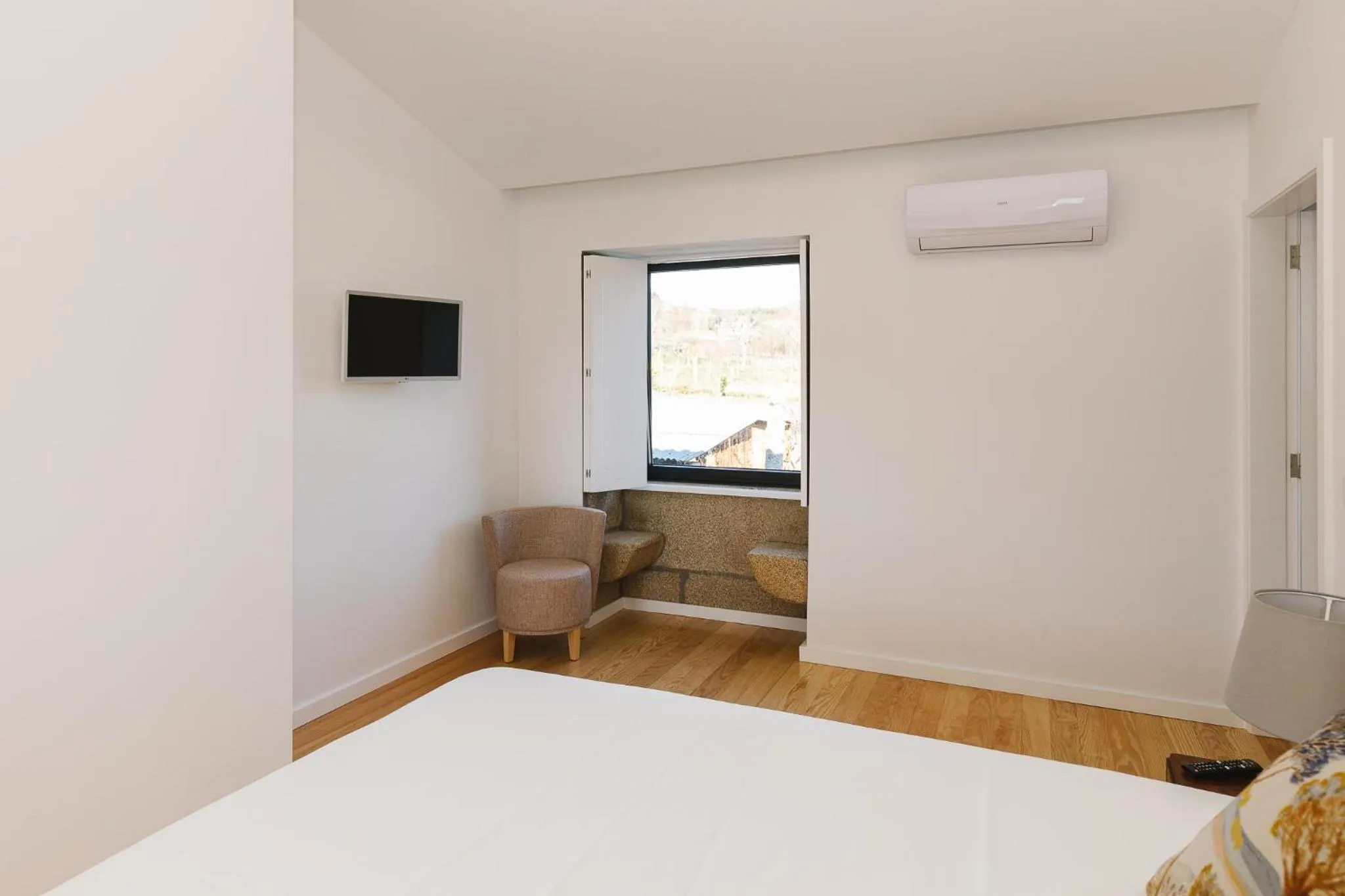 Photo of the whole room, Bed in Casa Vieira Lobo