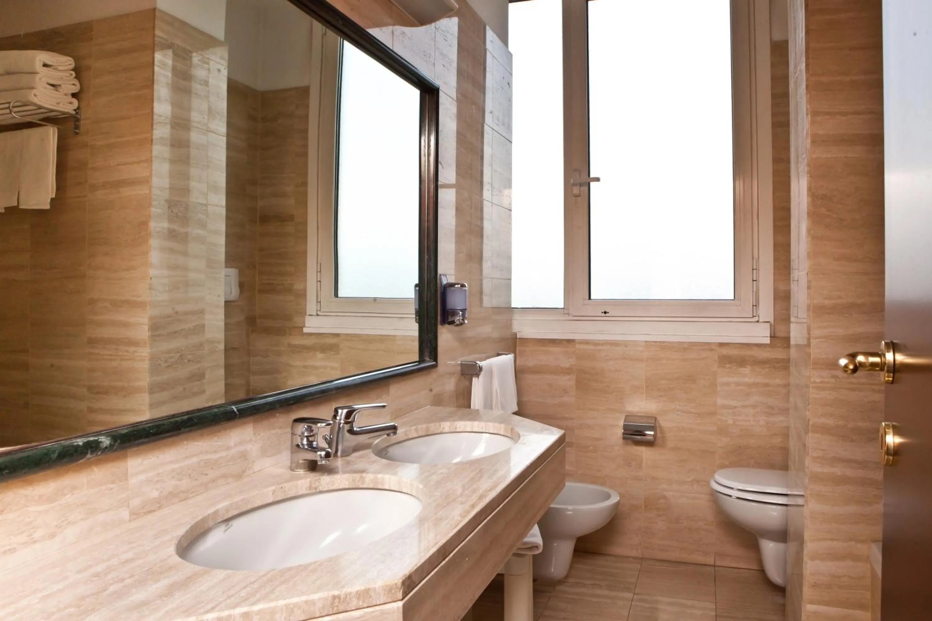 Bathroom in Hotel Alga