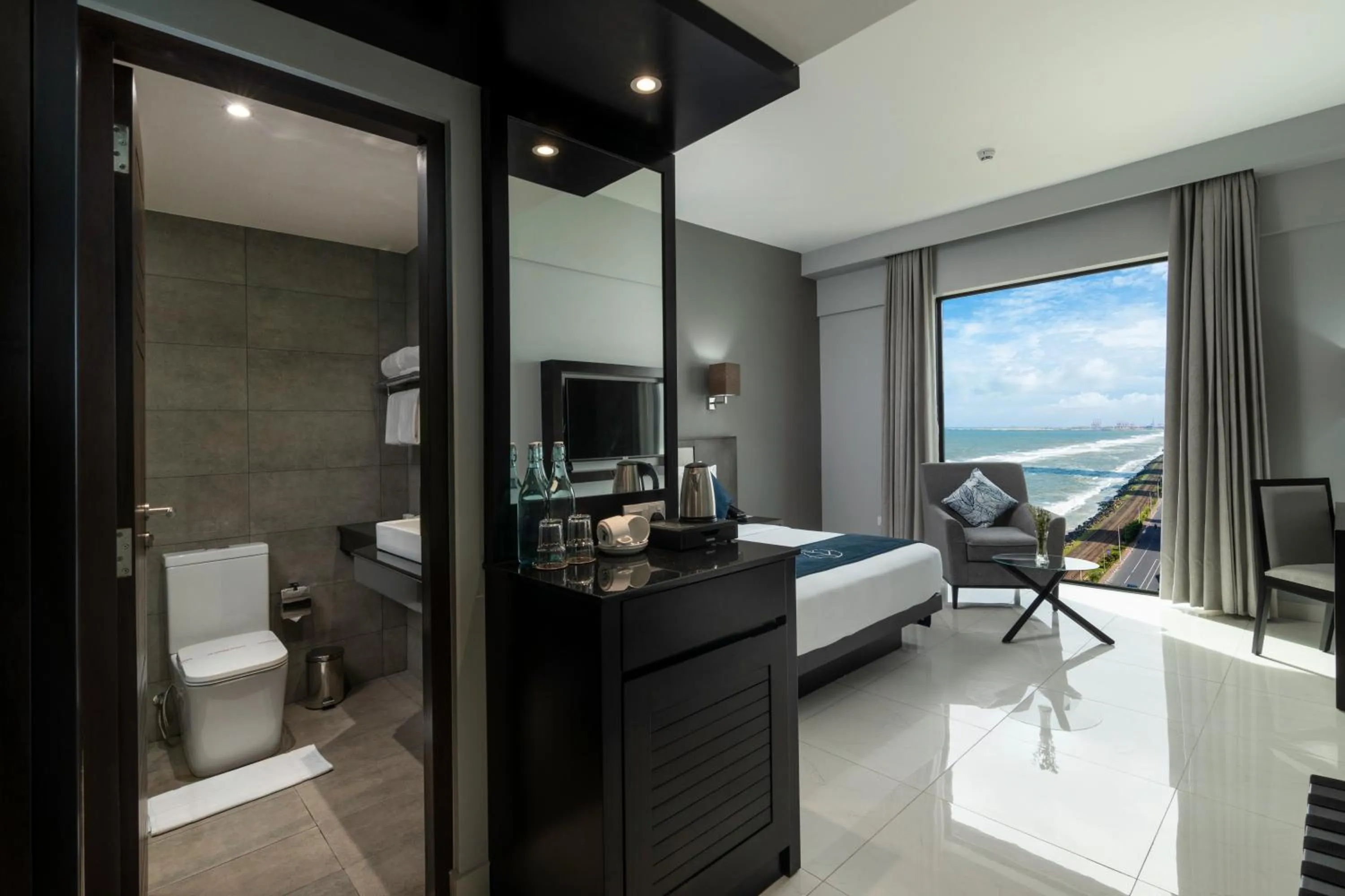 TV and multimedia, Bed in MaRadha Colombo