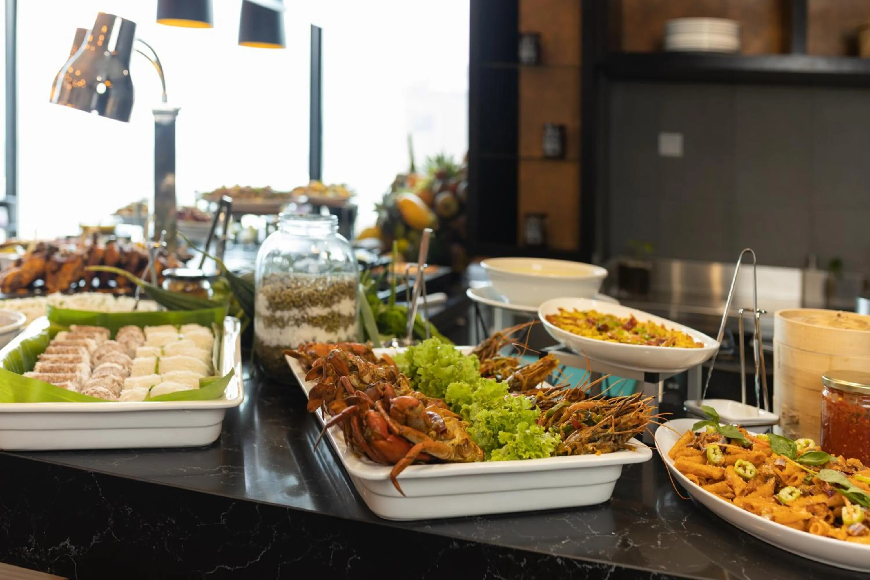 Restaurant/places to eat in MaRadha Colombo