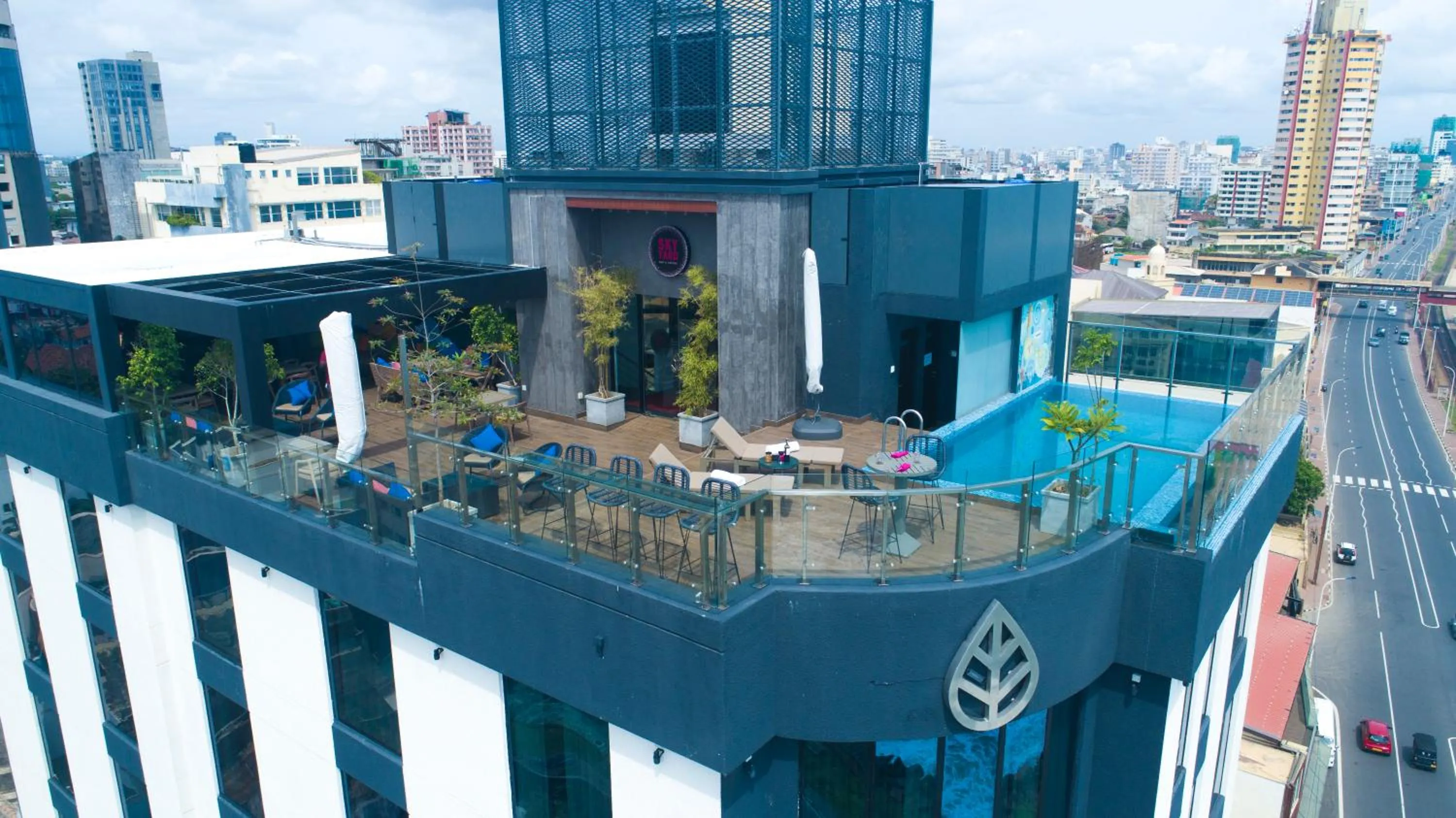 Restaurant/places to eat in MaRadha Colombo