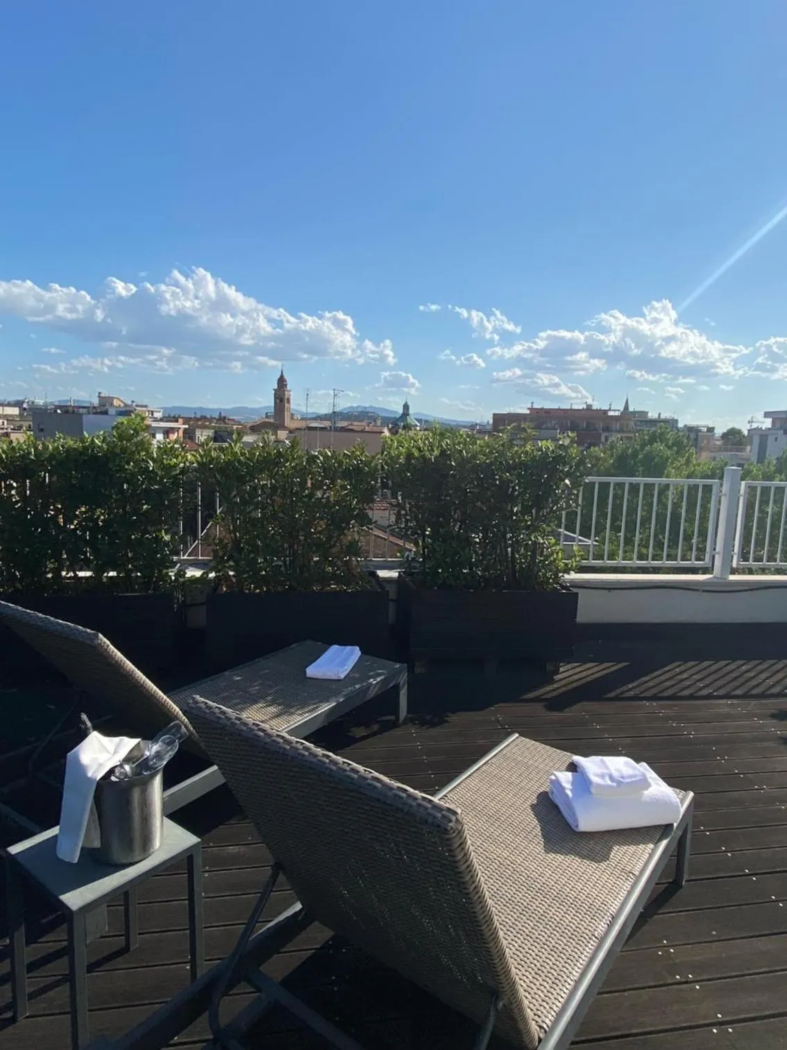 Balcony/Terrace in Card International Hotel