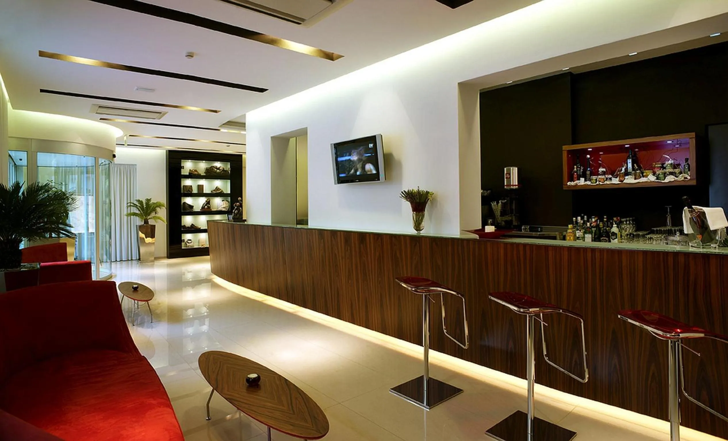 Lounge or bar in Card International Hotel