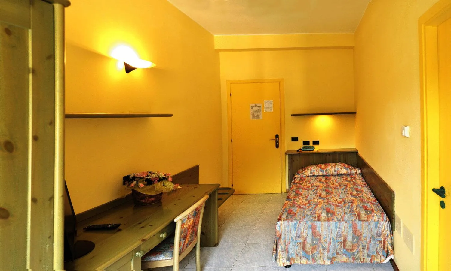 Photo of the whole room, Bed in Hotel Salus