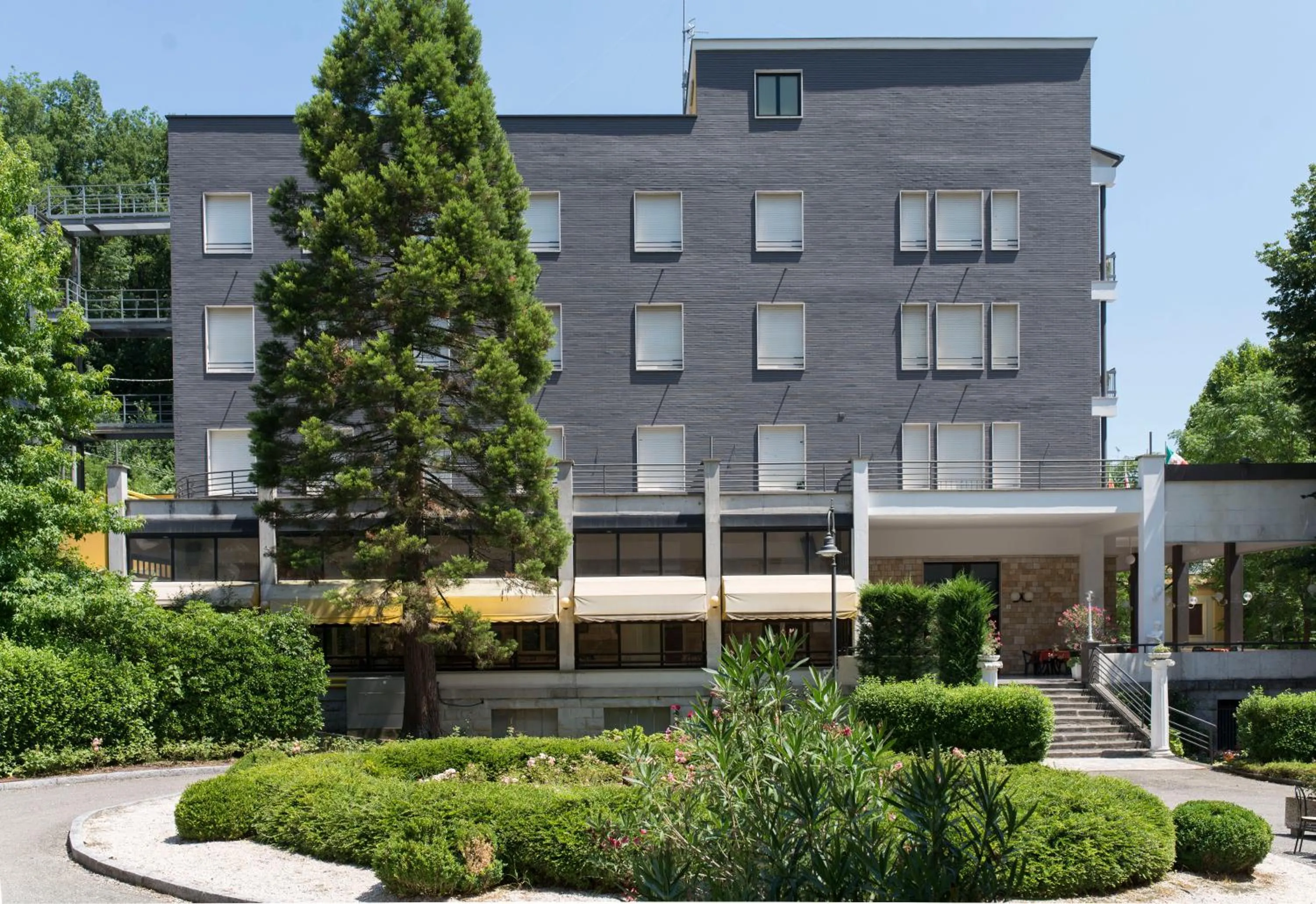 Property building in Hotel Salus