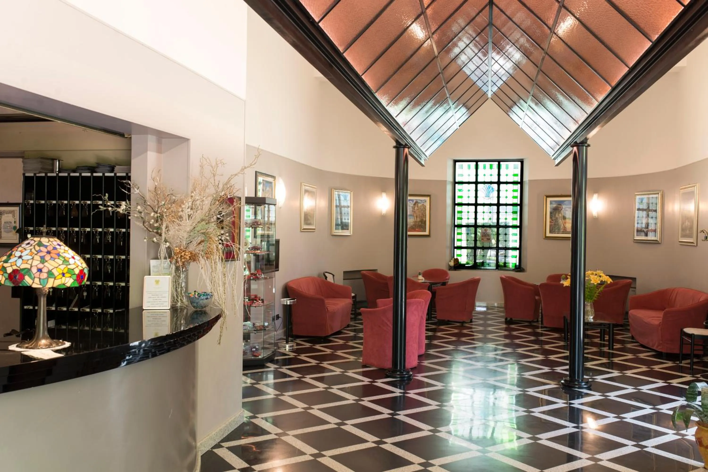 Lobby or reception in Hotel Salus