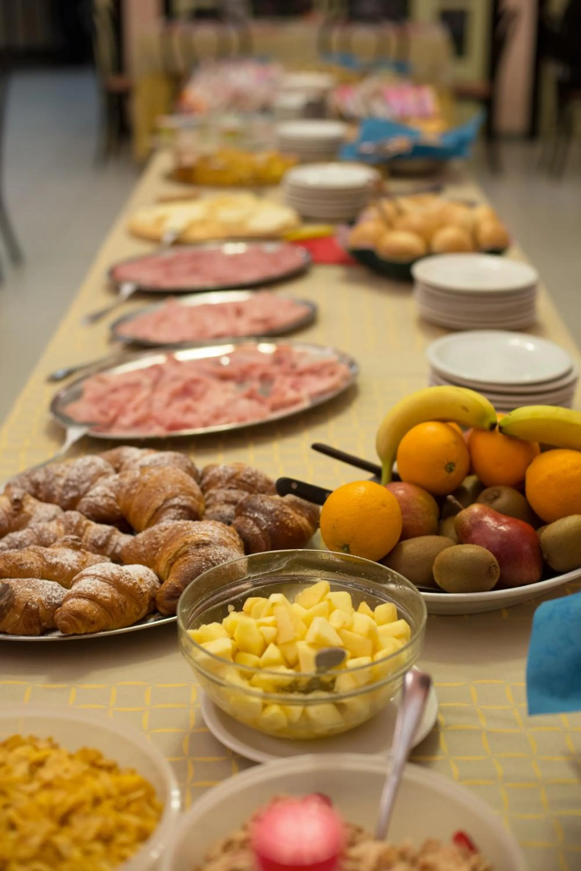 Restaurant/places to eat in Hotel Salus