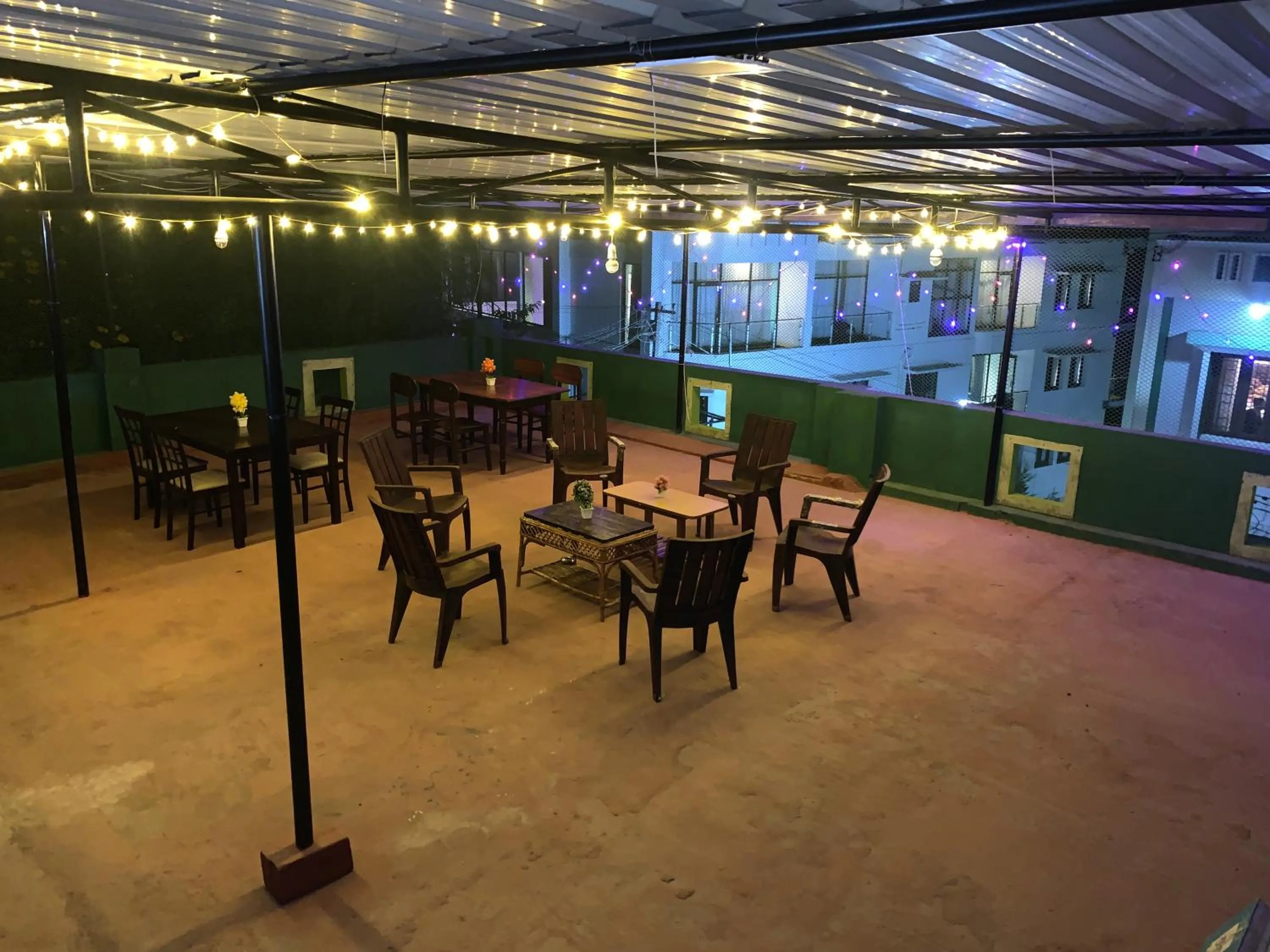 Quiet street view in Kodai Pinetree Residency