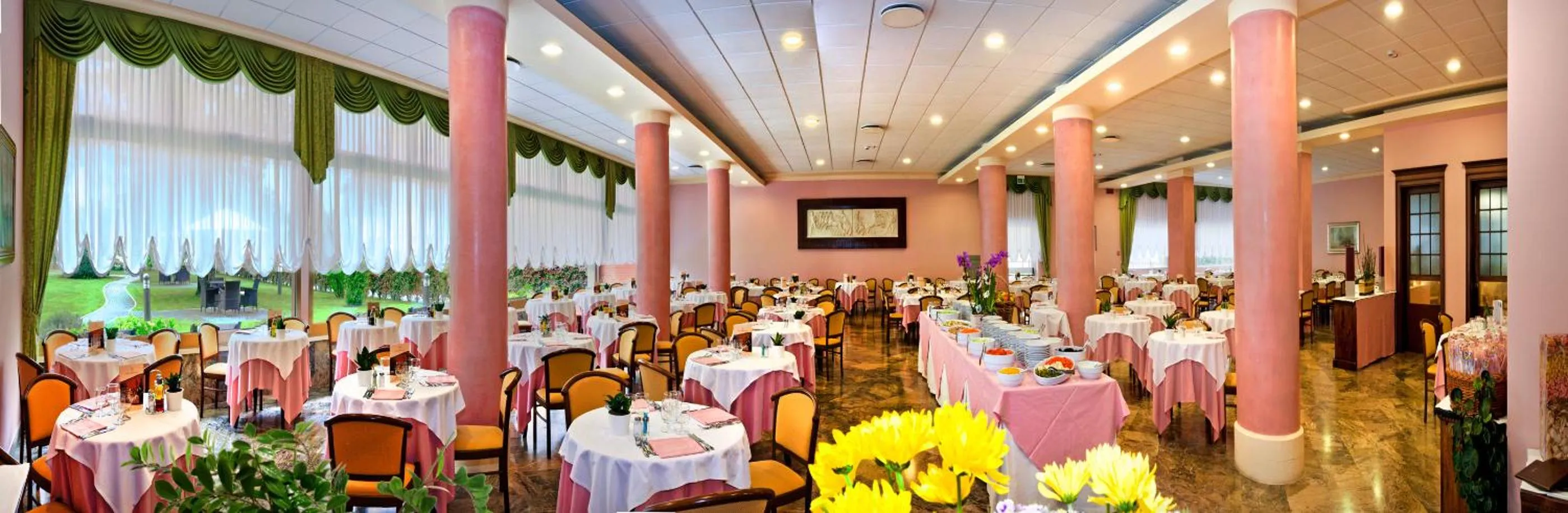 Restaurant/places to eat in Hotel Columbia Terme