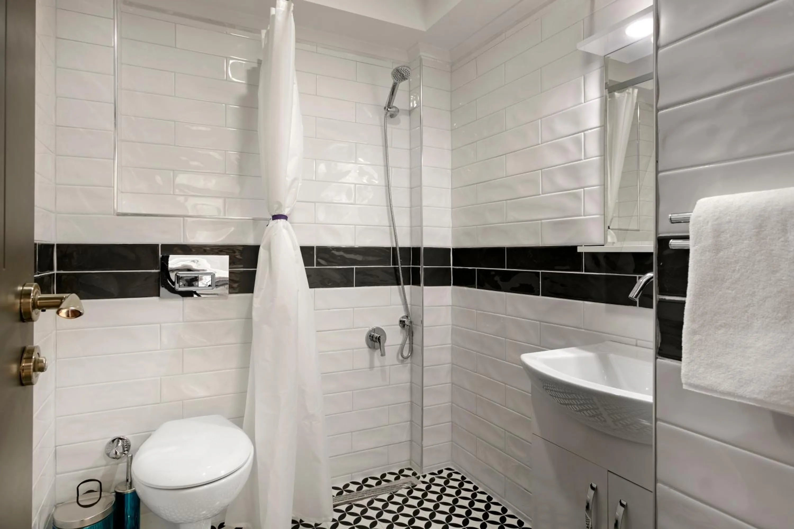 Bathroom in Marvida Happy Suites