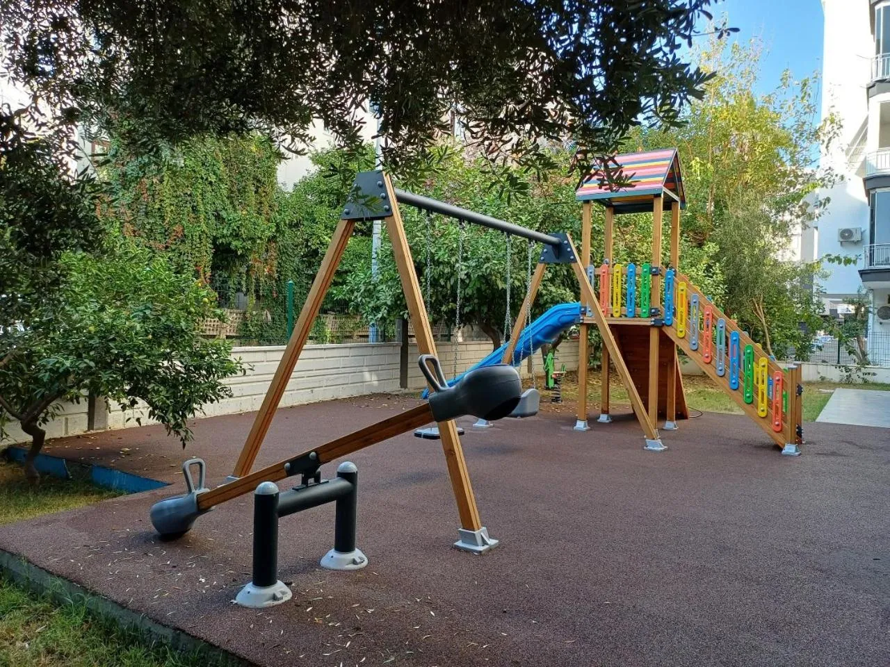 Children play ground in Marvida Happy Suites