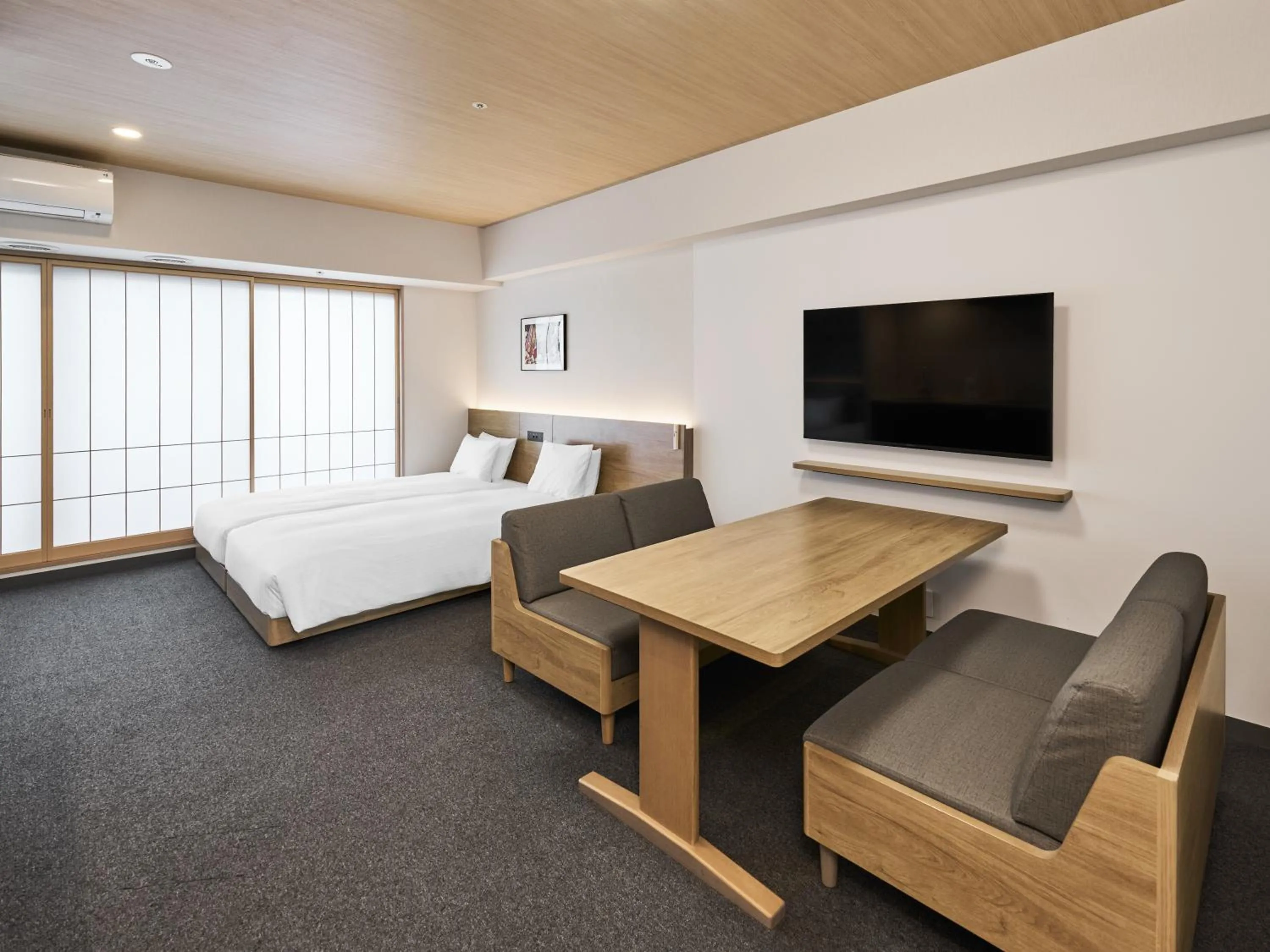 Photo of the whole room, Bed in MIMARU Tokyo Kinshicho