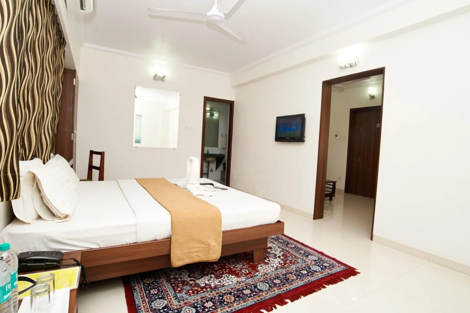Bedroom, Bed in Hotel Sai Sangam