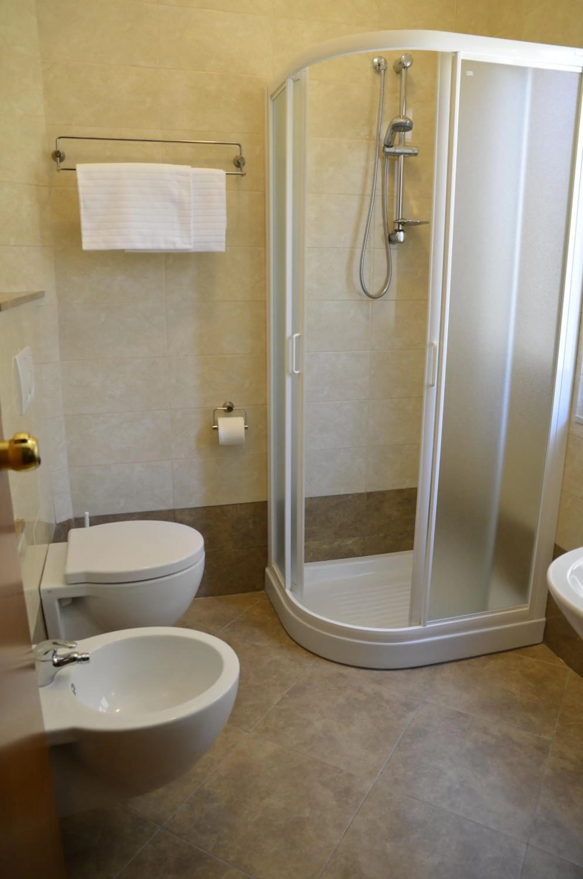 Shower in Hotel Del Buono Wellness & Medical Spa