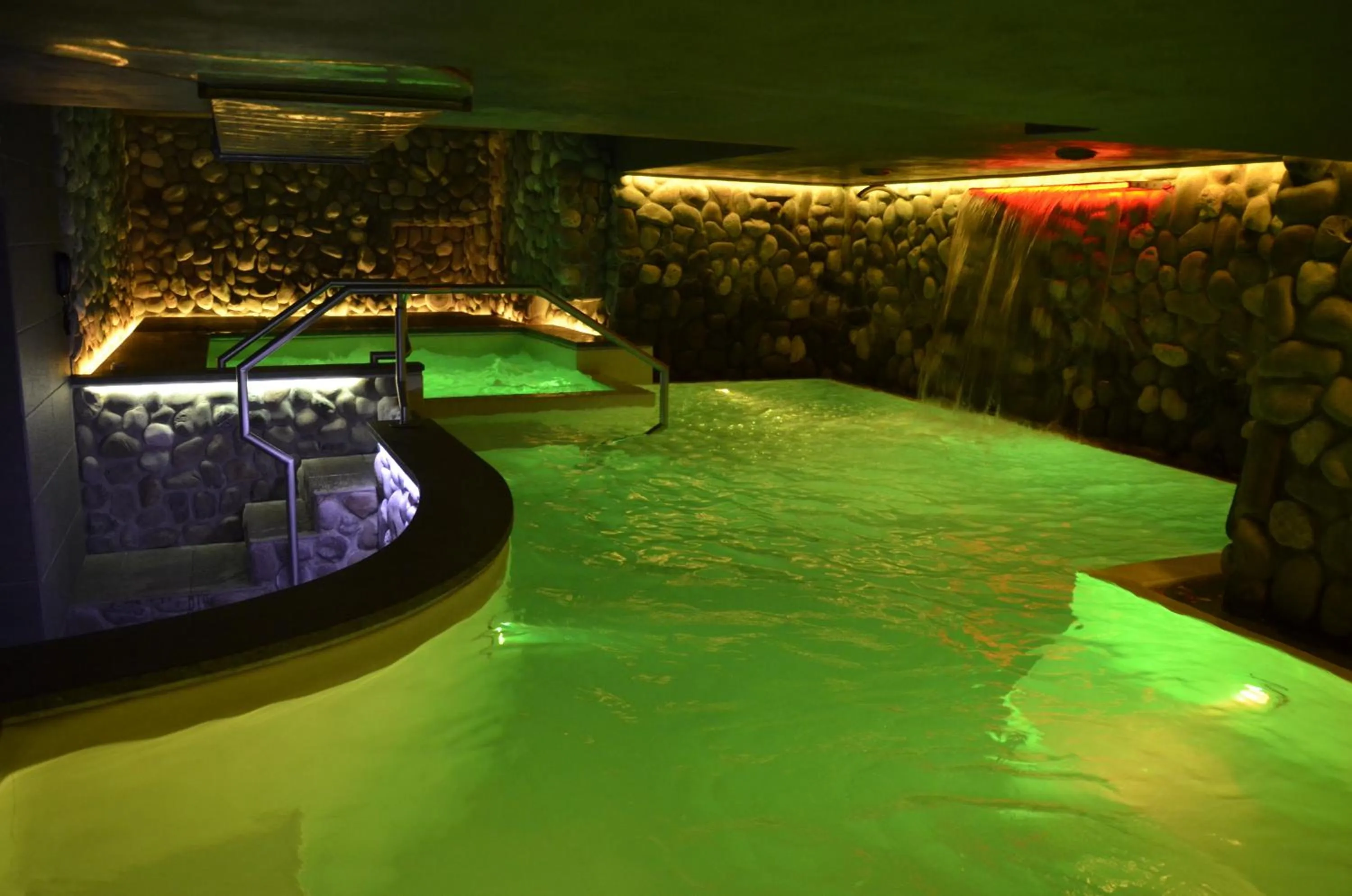 Hot Tub in Hotel Del Buono Wellness & Medical Spa