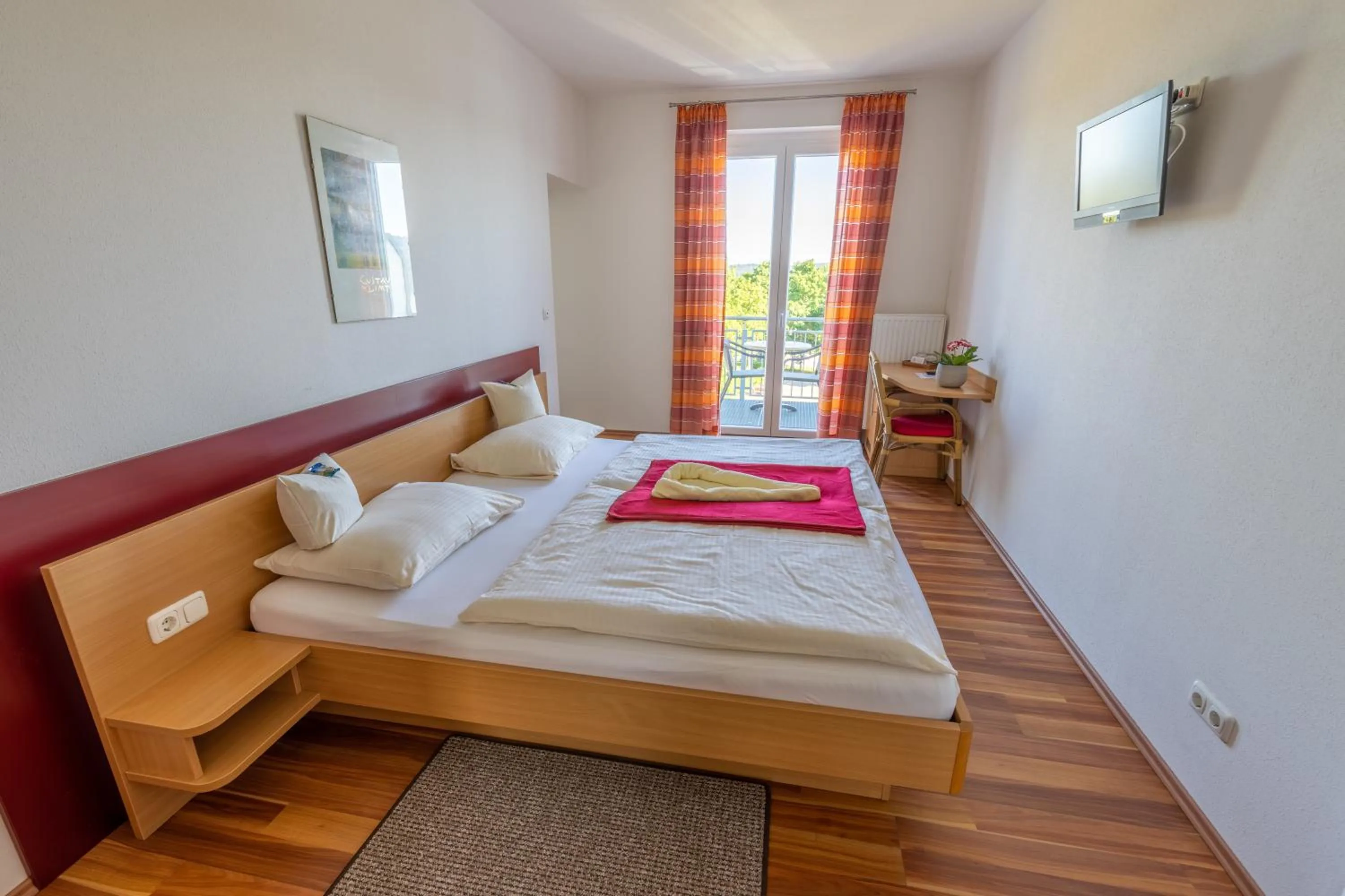 Bed in Gästehaus Kleeberger