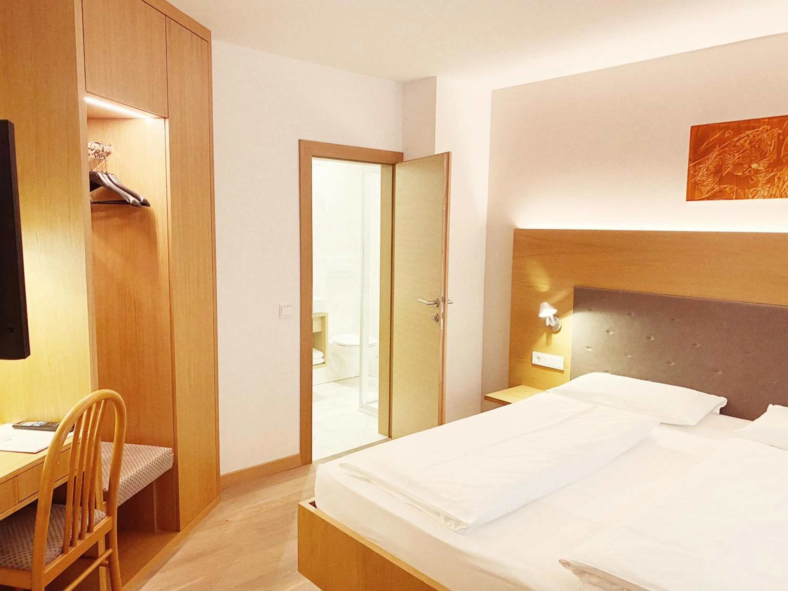 Bed in Hotel Post Gries