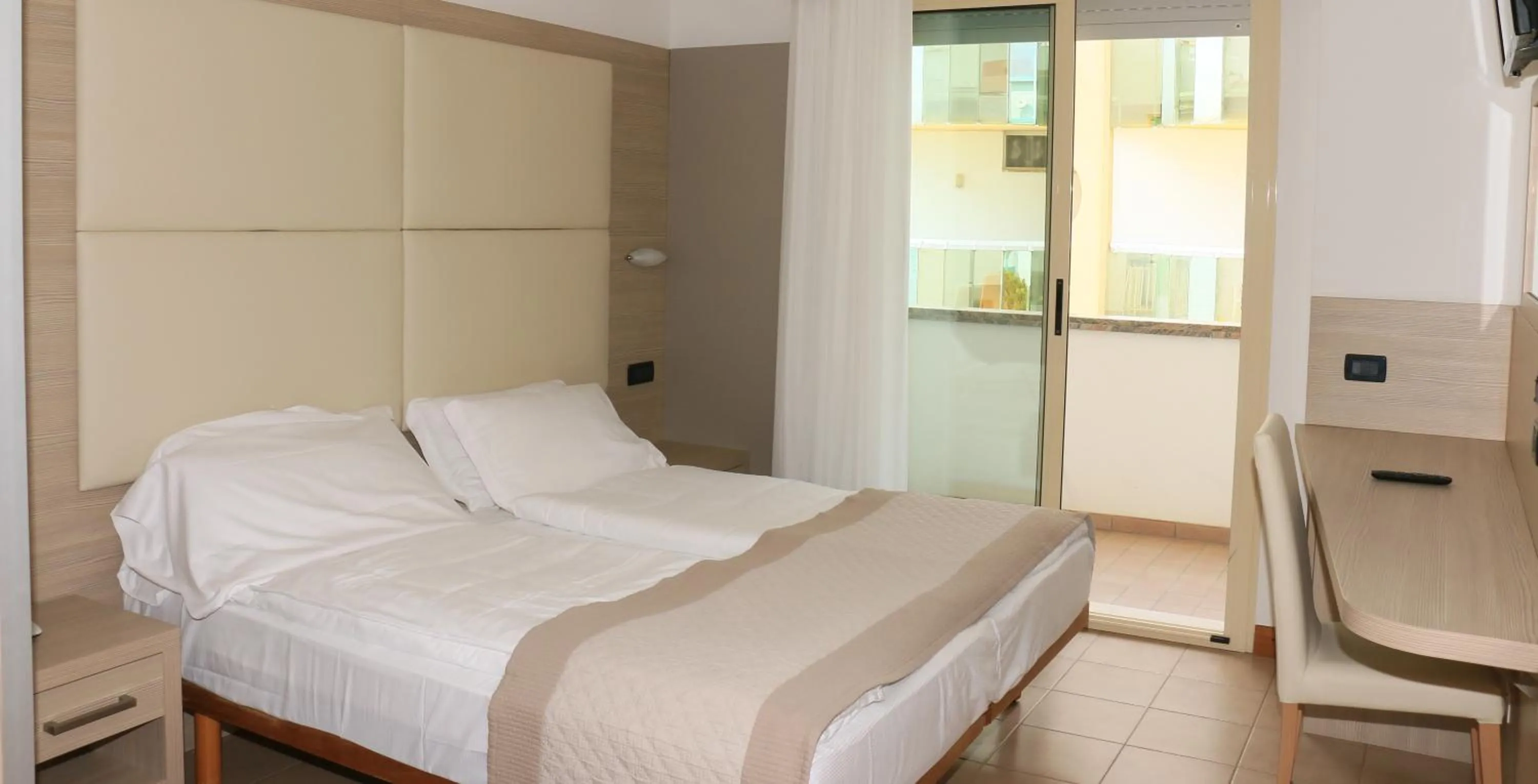 Bed in Hotel Bristol