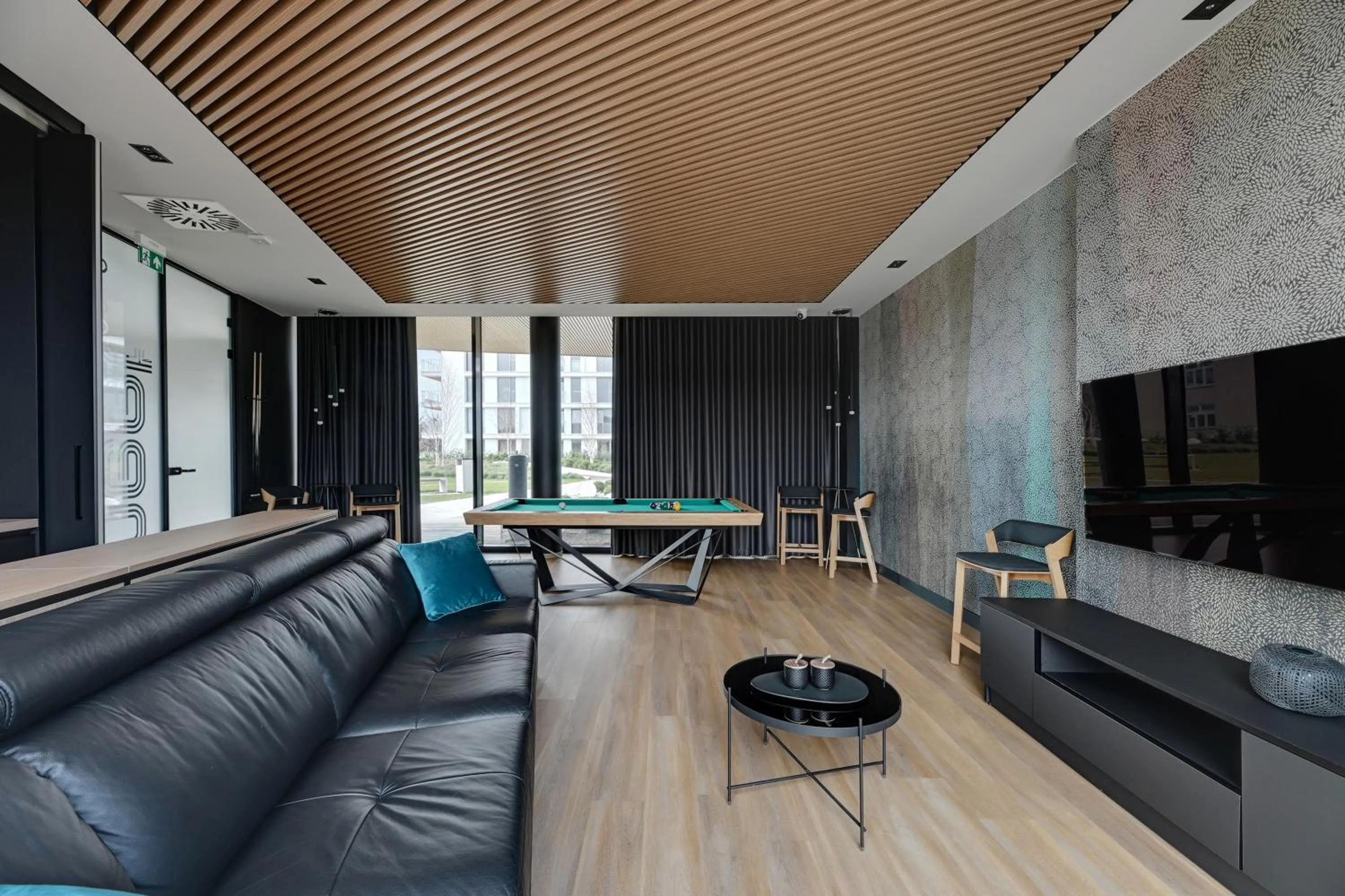 Communal lounge/ TV room in Tarasy Bałtyku Seaside, Sauna, Gym & Free Parking by Downtown Apartments