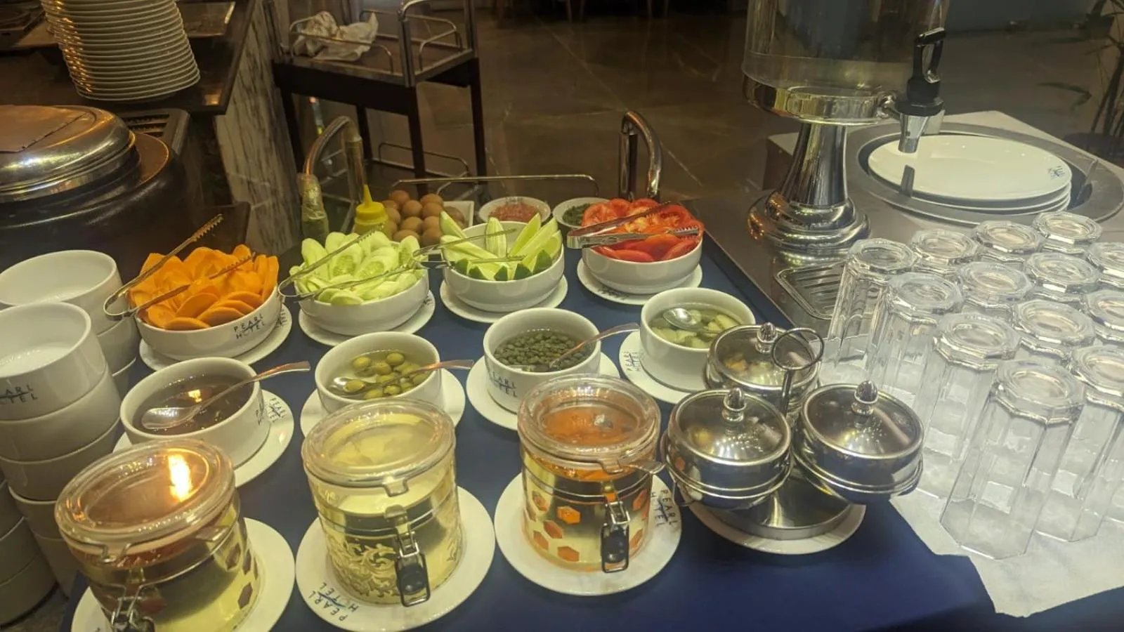 Breakfast in Pearl Hotel