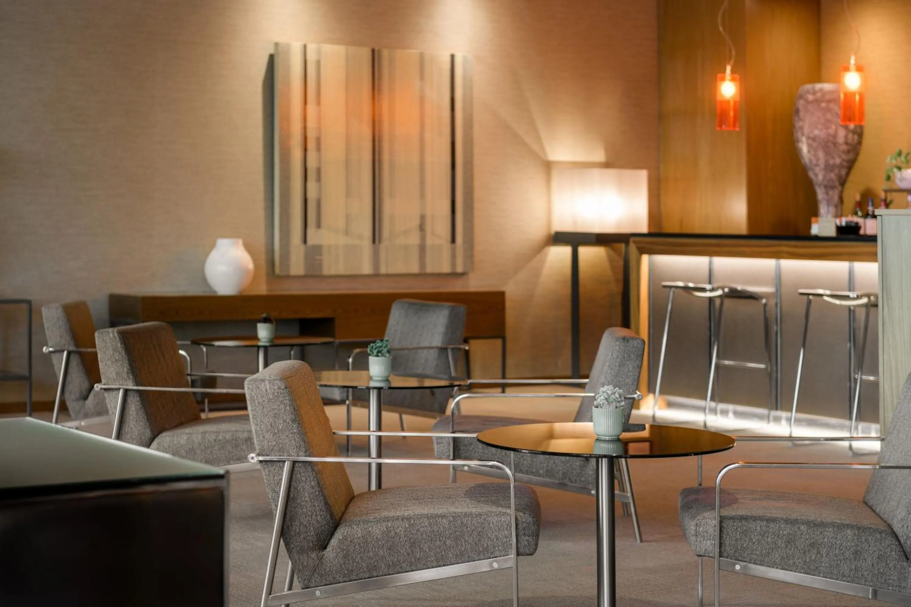Lounge or bar in AC Hotel Vicenza by Marriott
